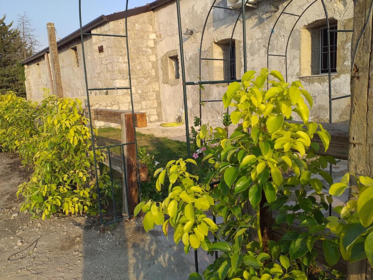 Gibbesi country farm piccolo cottage photo 5