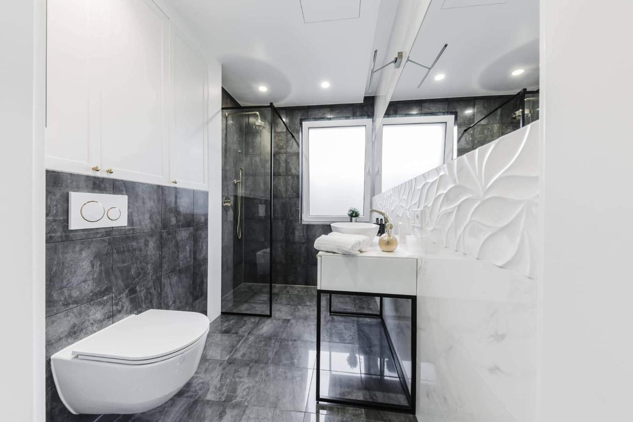 Luxury Suites Kaunas, self-check in view 2