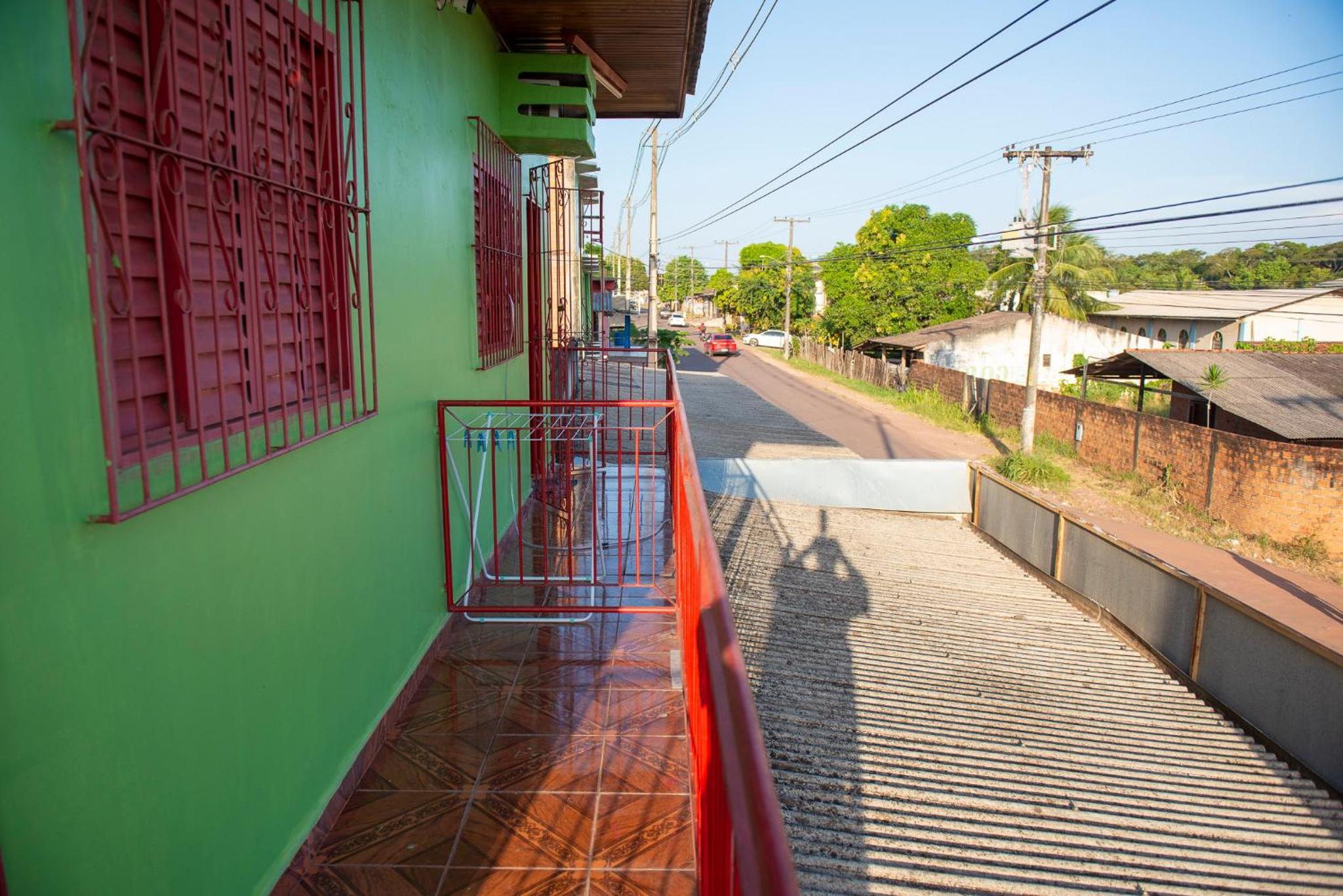 Excelente Apartamento - Família Mangas Monteiro