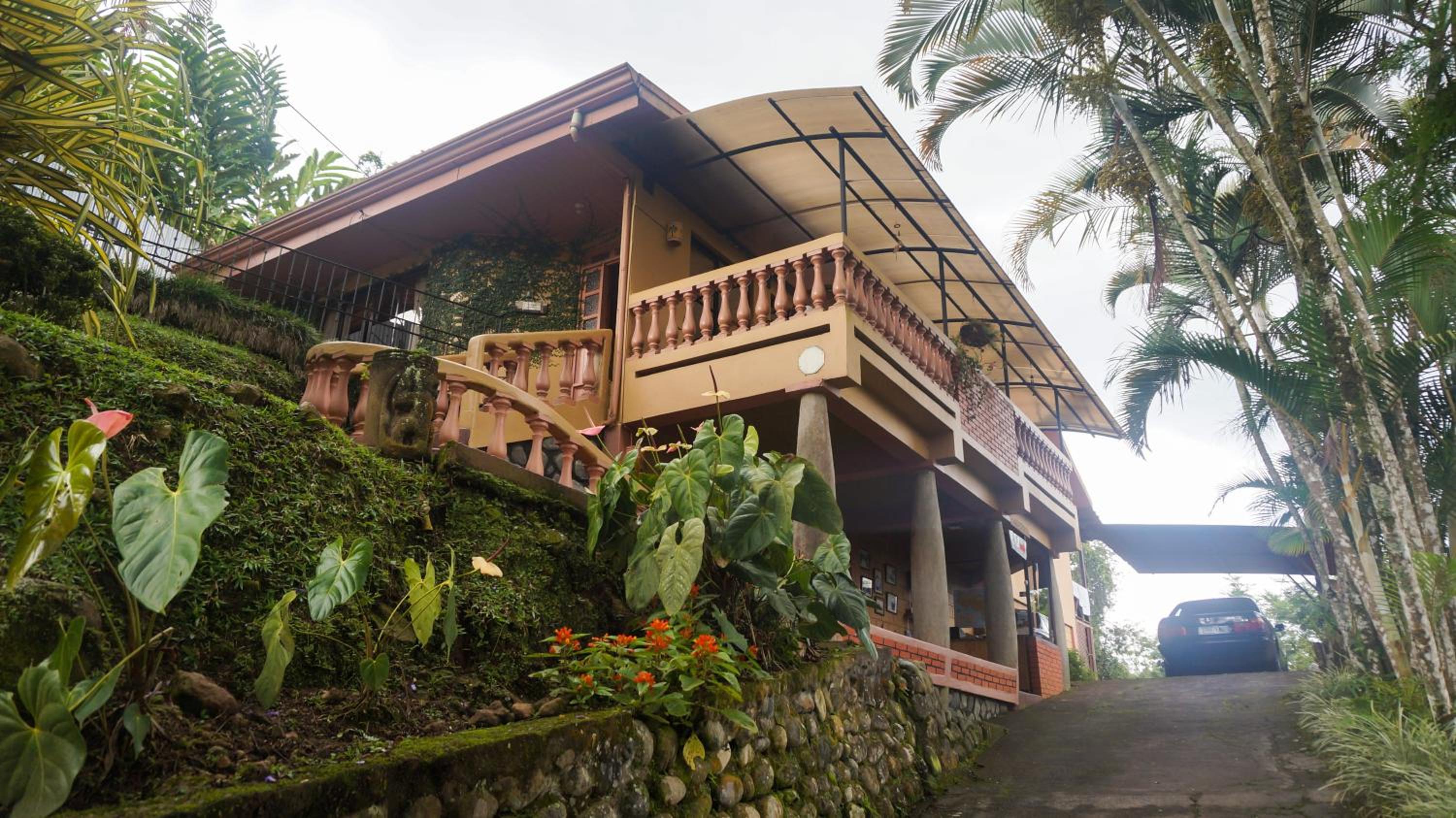 Hospedaje La Naciente