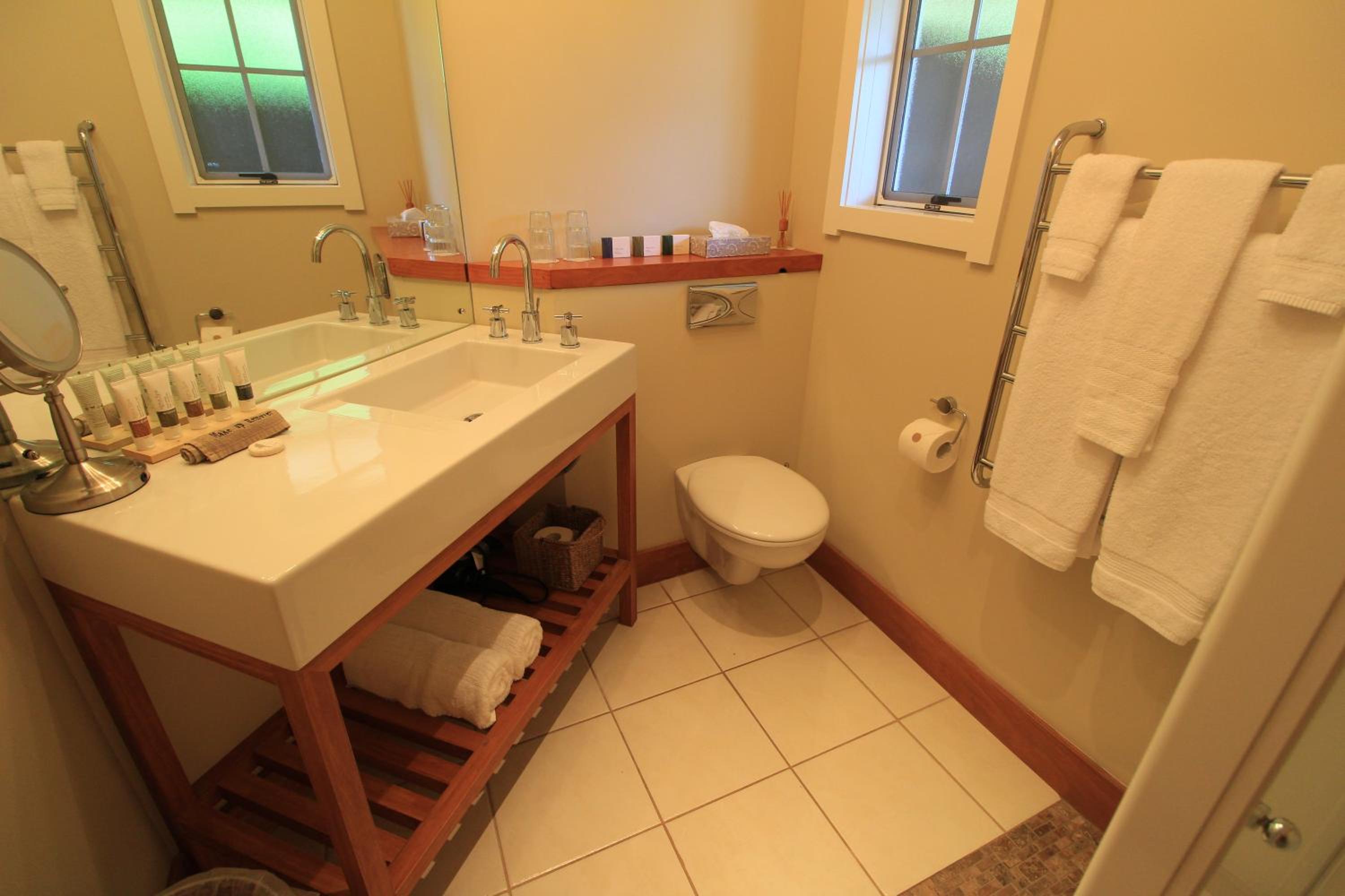 Waipoua Lodge