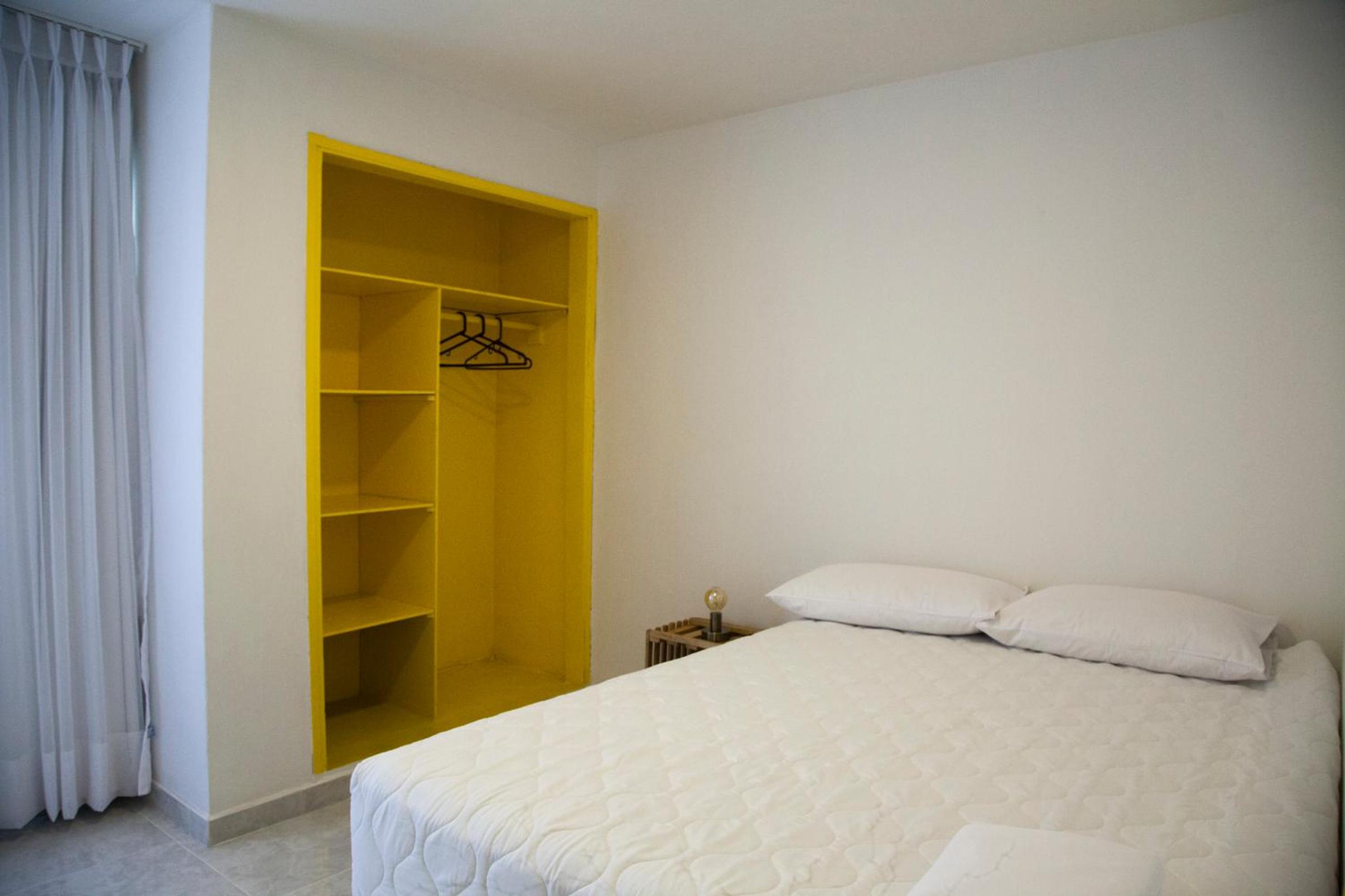 Home Aris Apartments 201