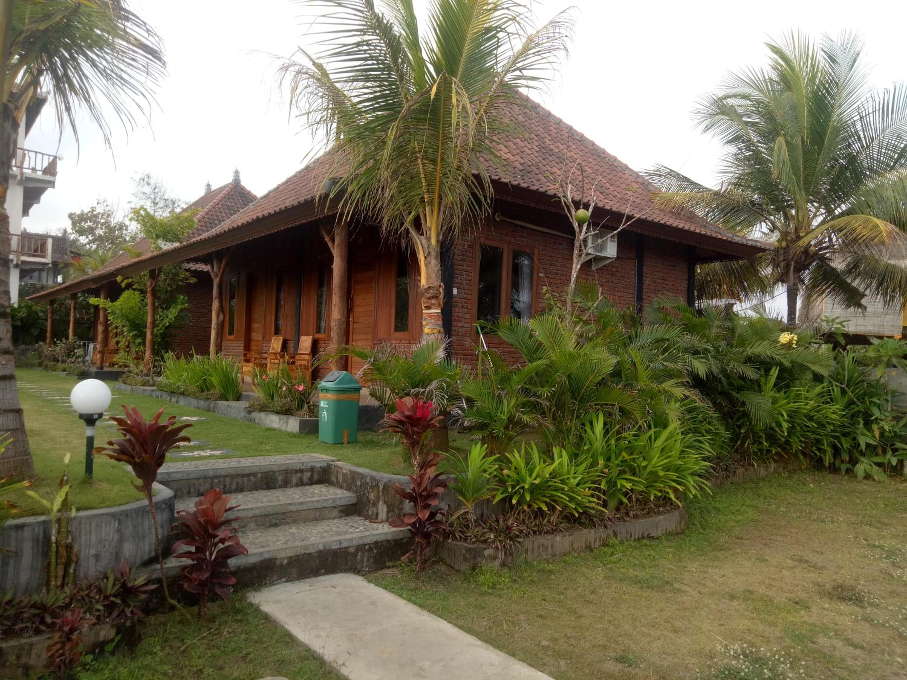 Photo 8