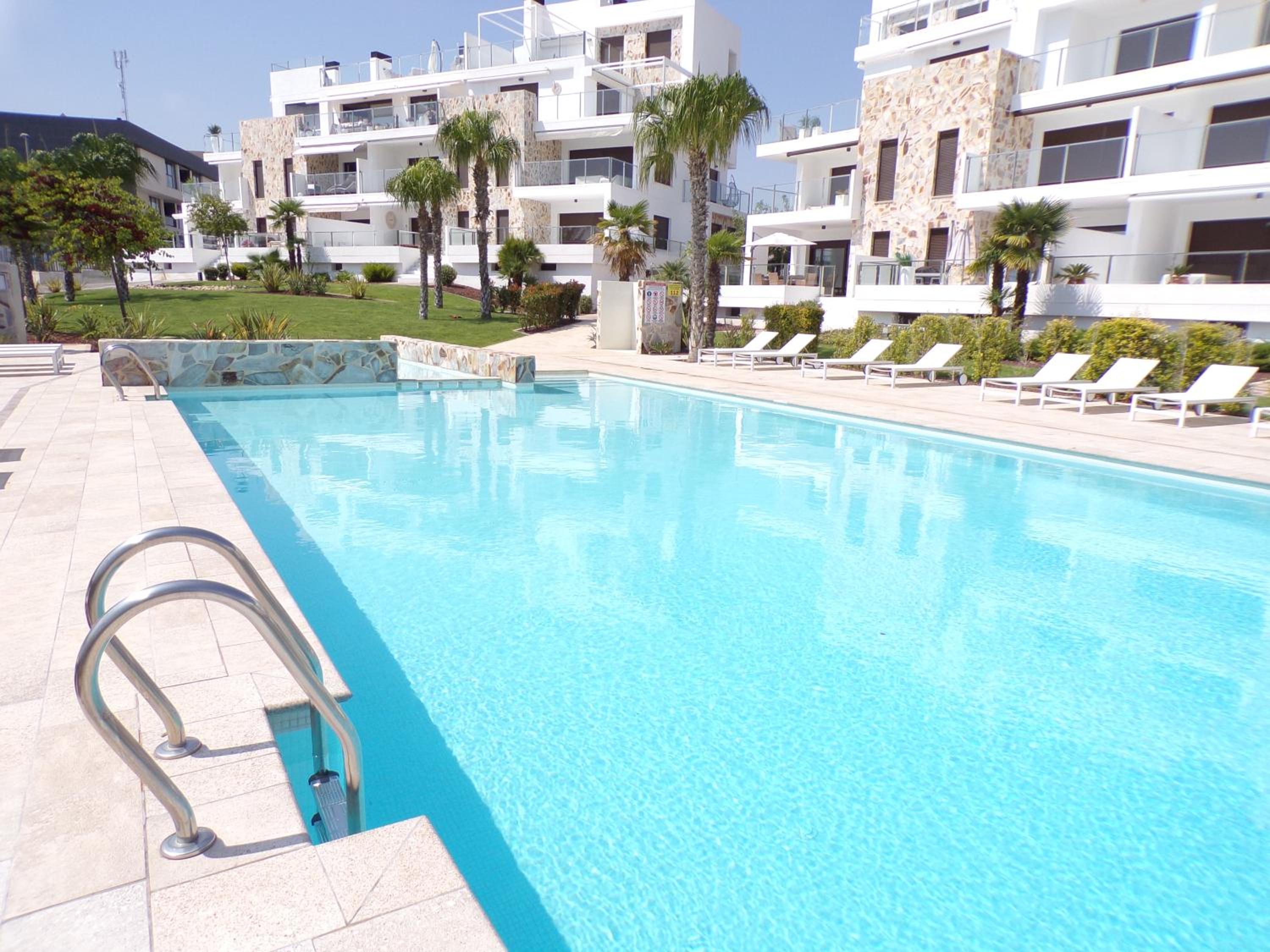 3 Bedroom Luxury Apartment Villamartin view 5