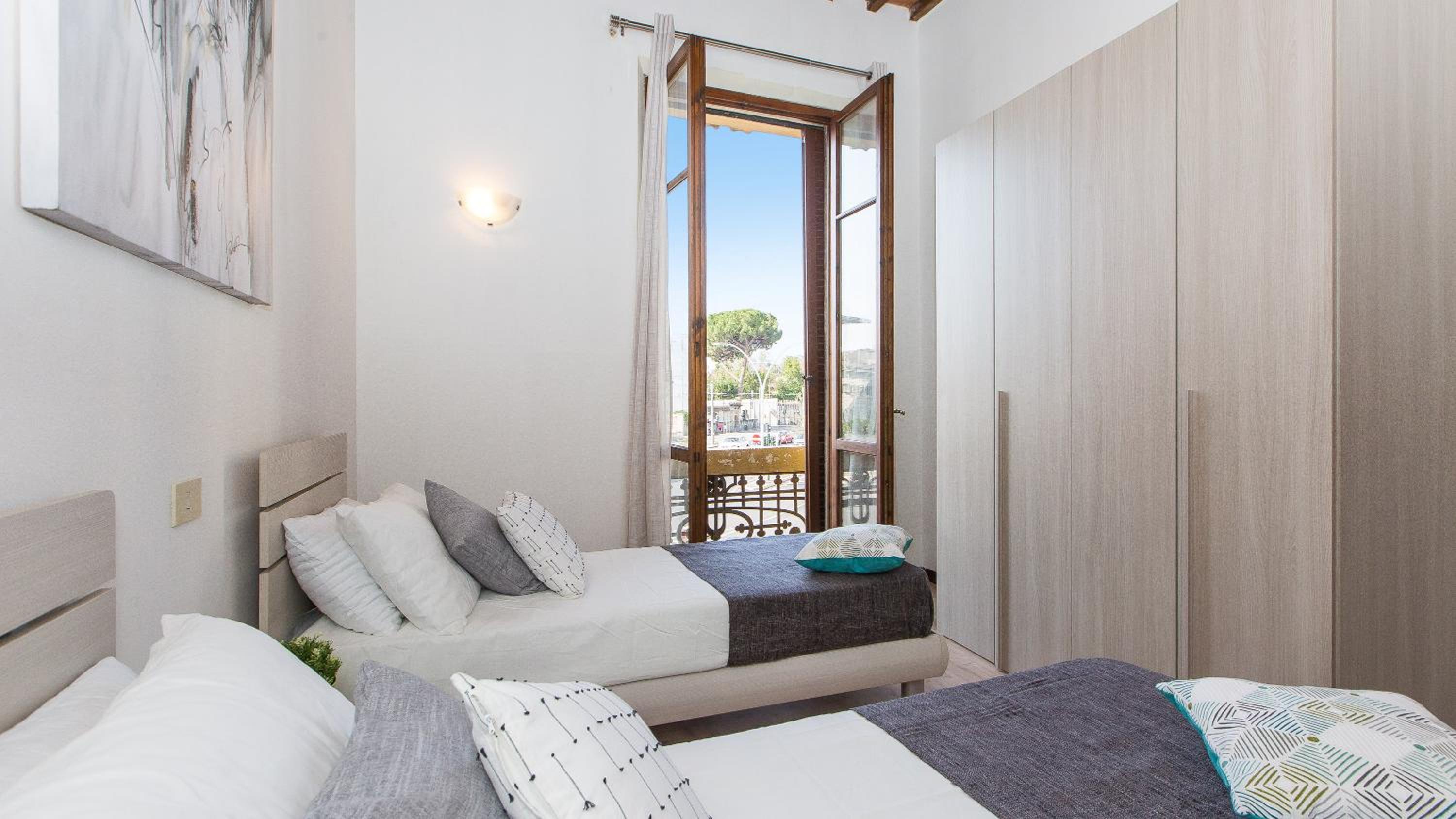 Rental in Rome - Santa Maria Novella Palace