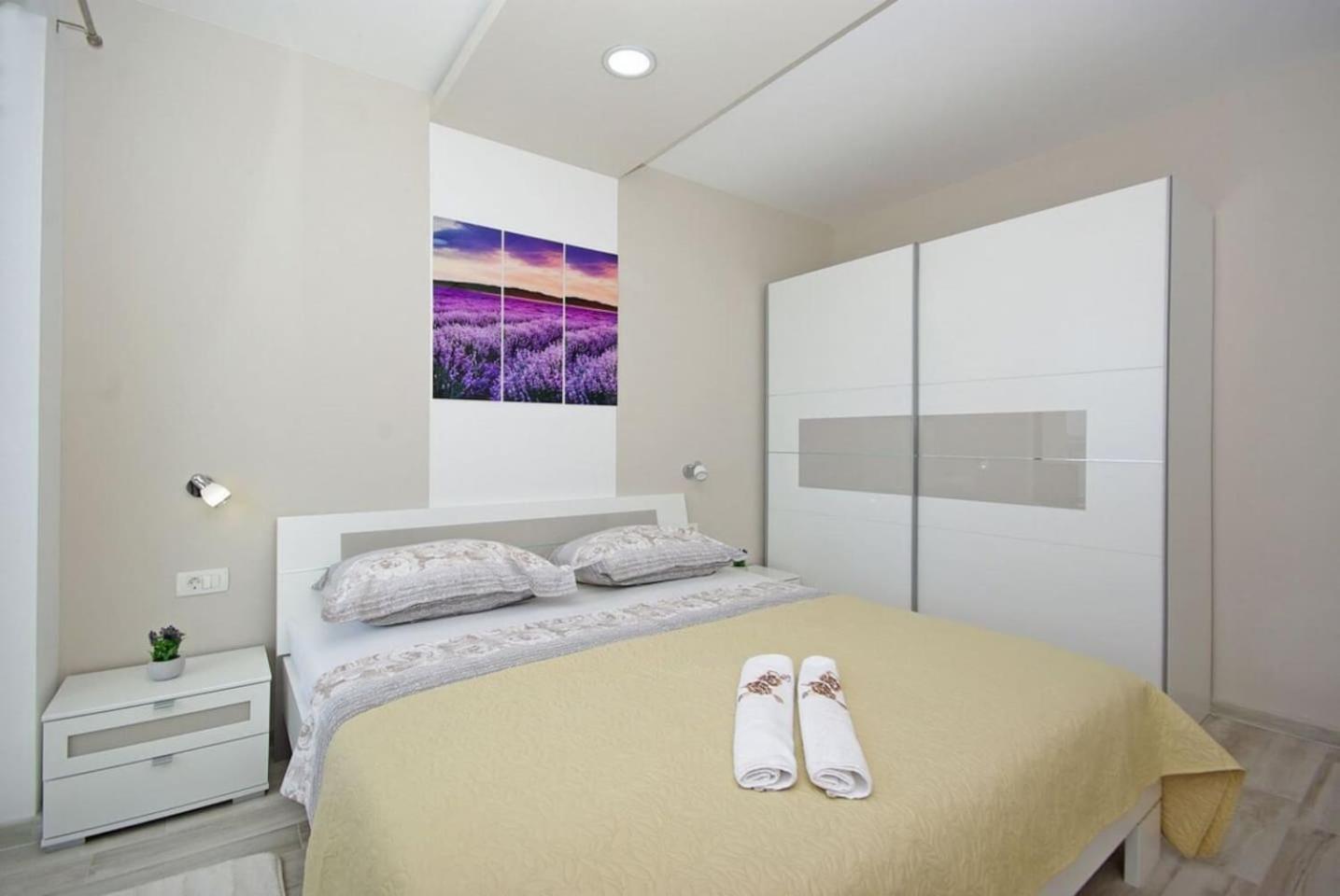 Holiday home Nera view 4