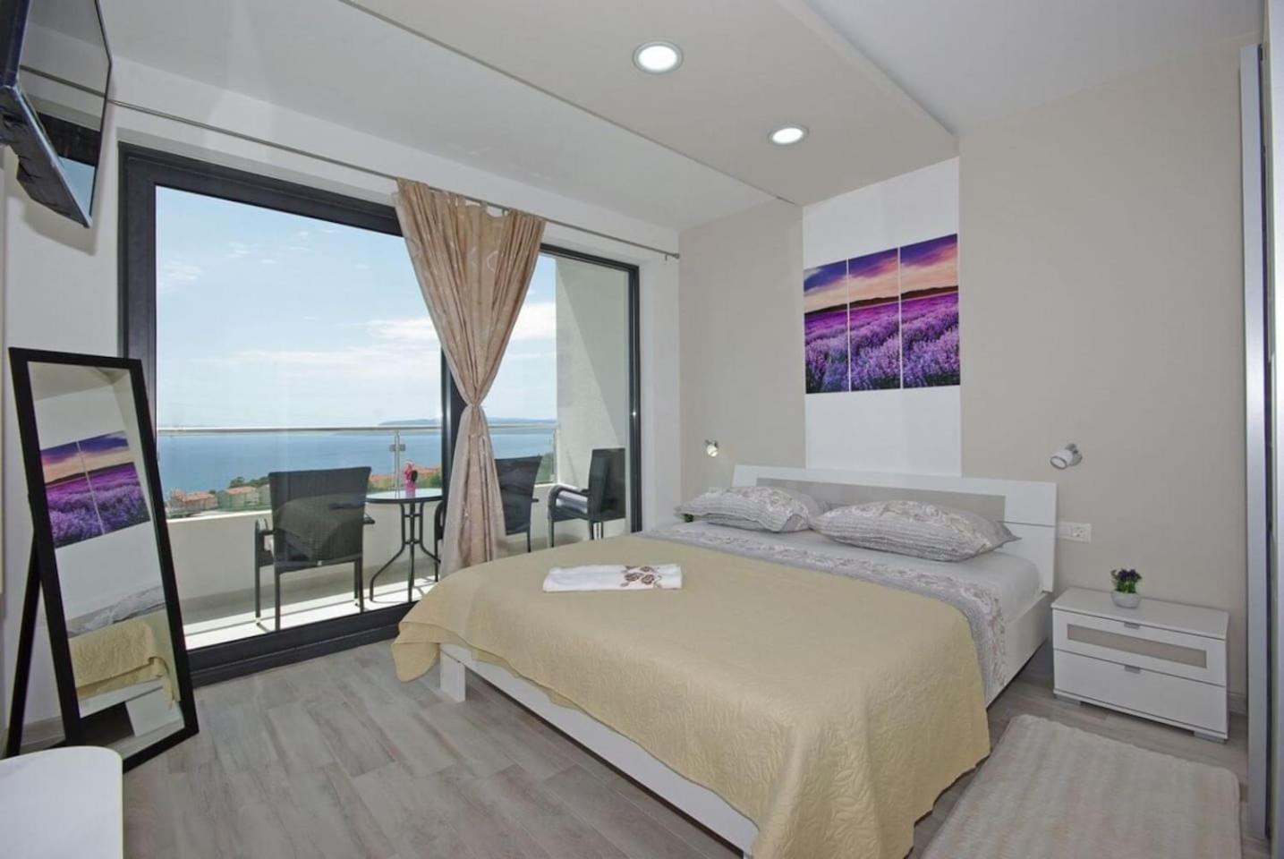 Holiday home Nera view 3
