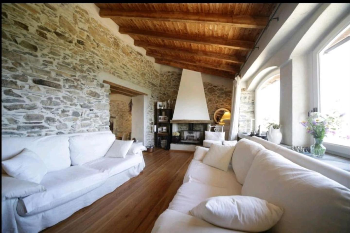 Casale Maria Mafalda view 3