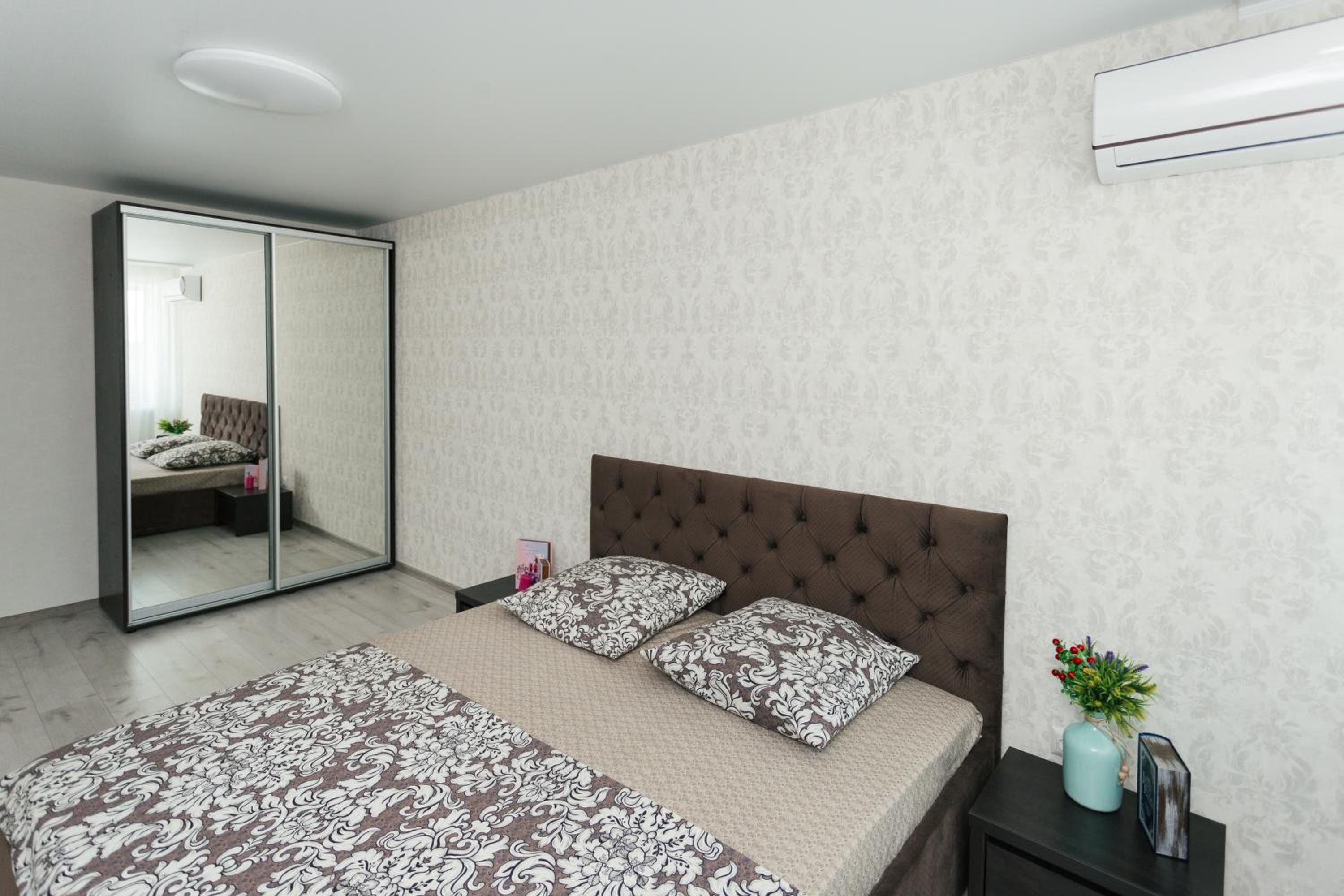 Luxury apart-hotel on Kharkovskaya near Lavina 1 floor