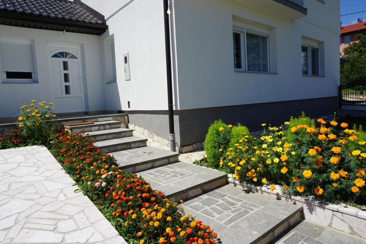 Villa ‘Stone Chair’ in Sarajevo view 2