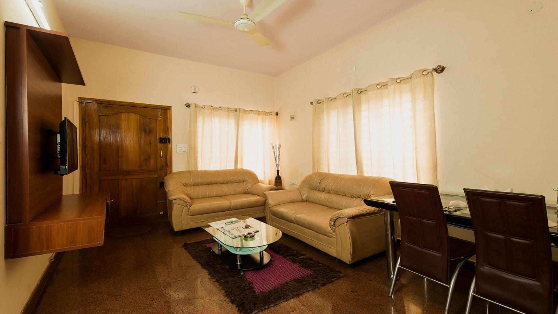 Nandu Hospitality Apartments Services - Aashiyana view 5