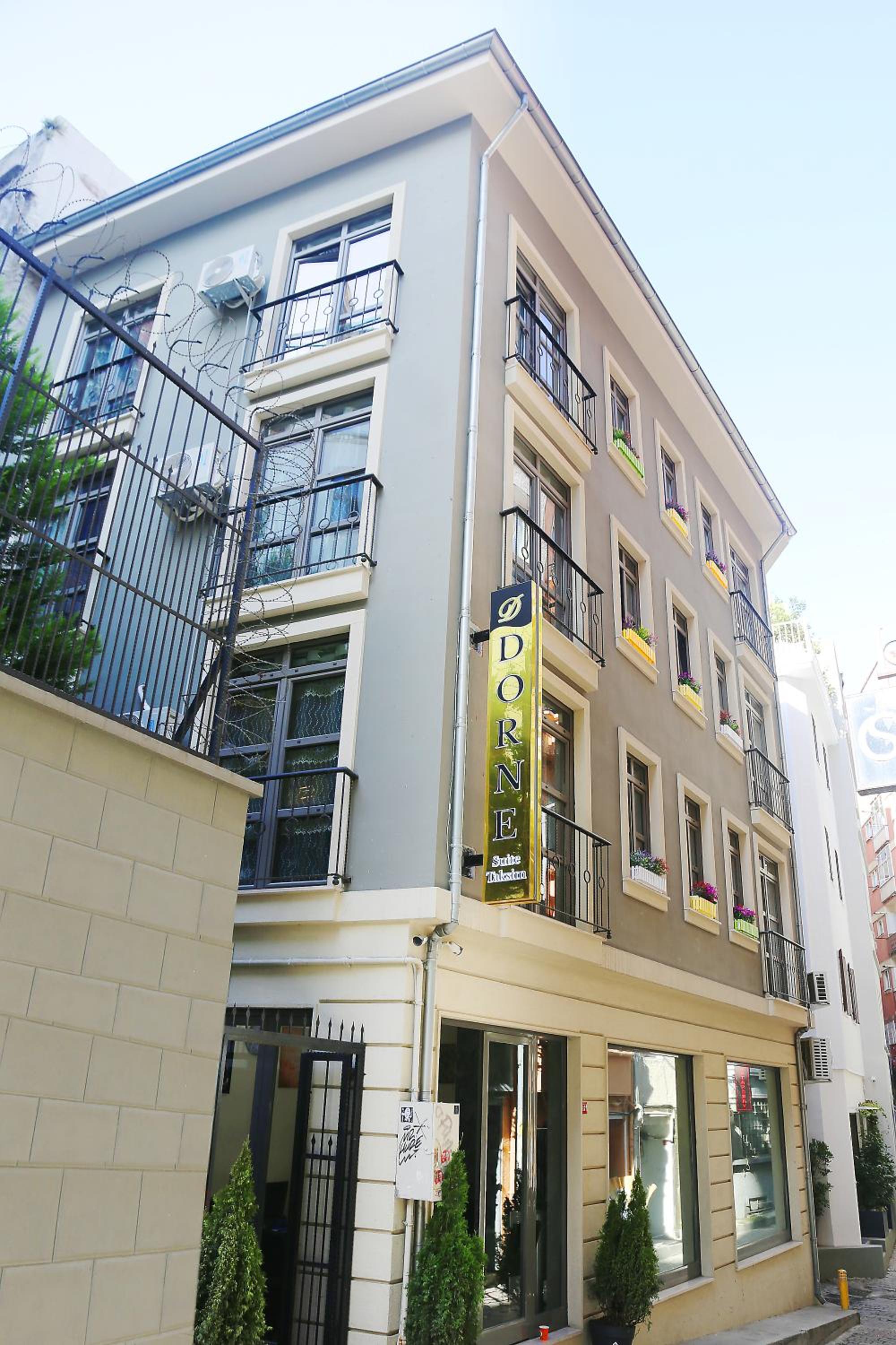 Taksim Square Hostel