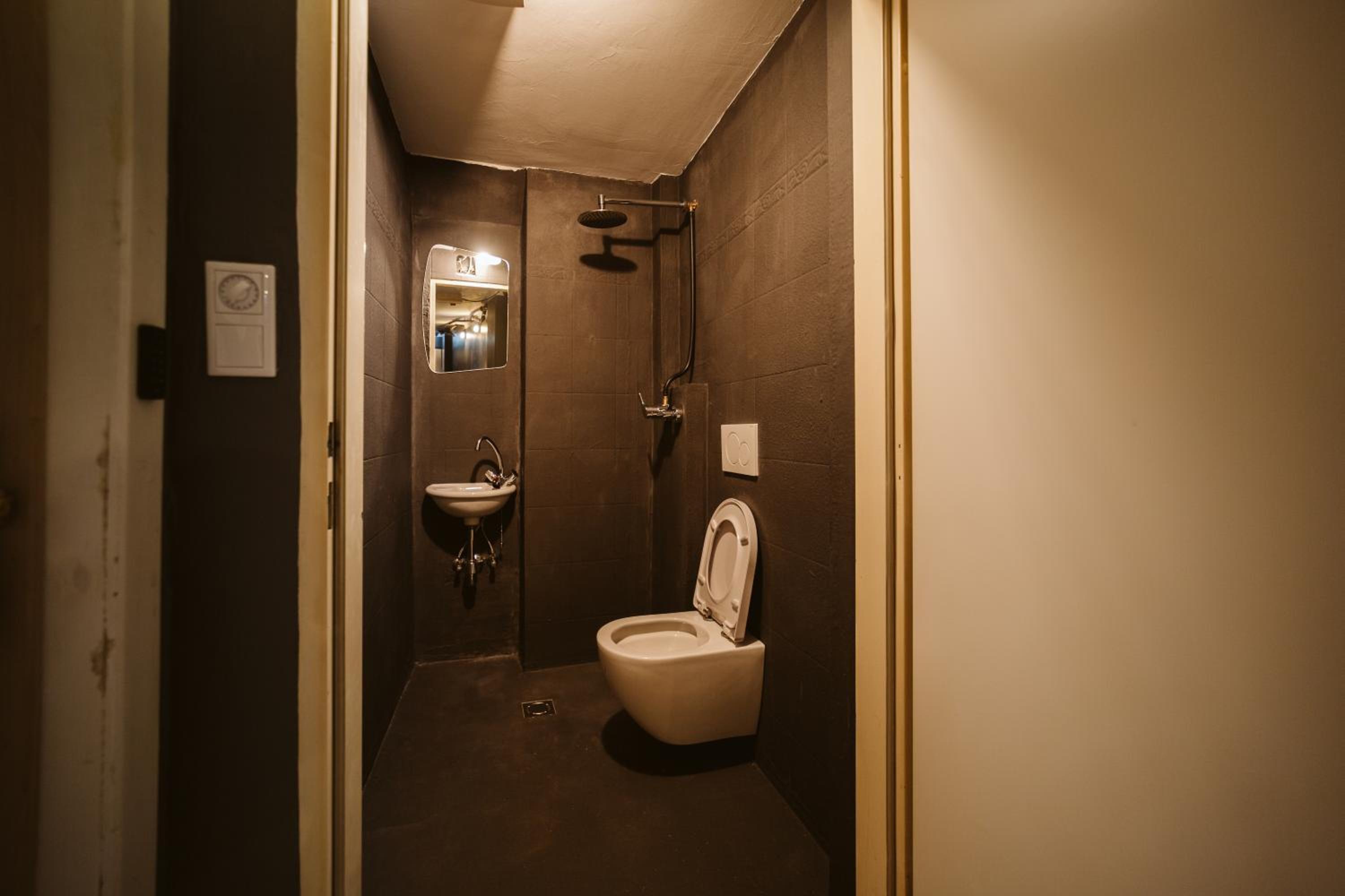 Photo 31
