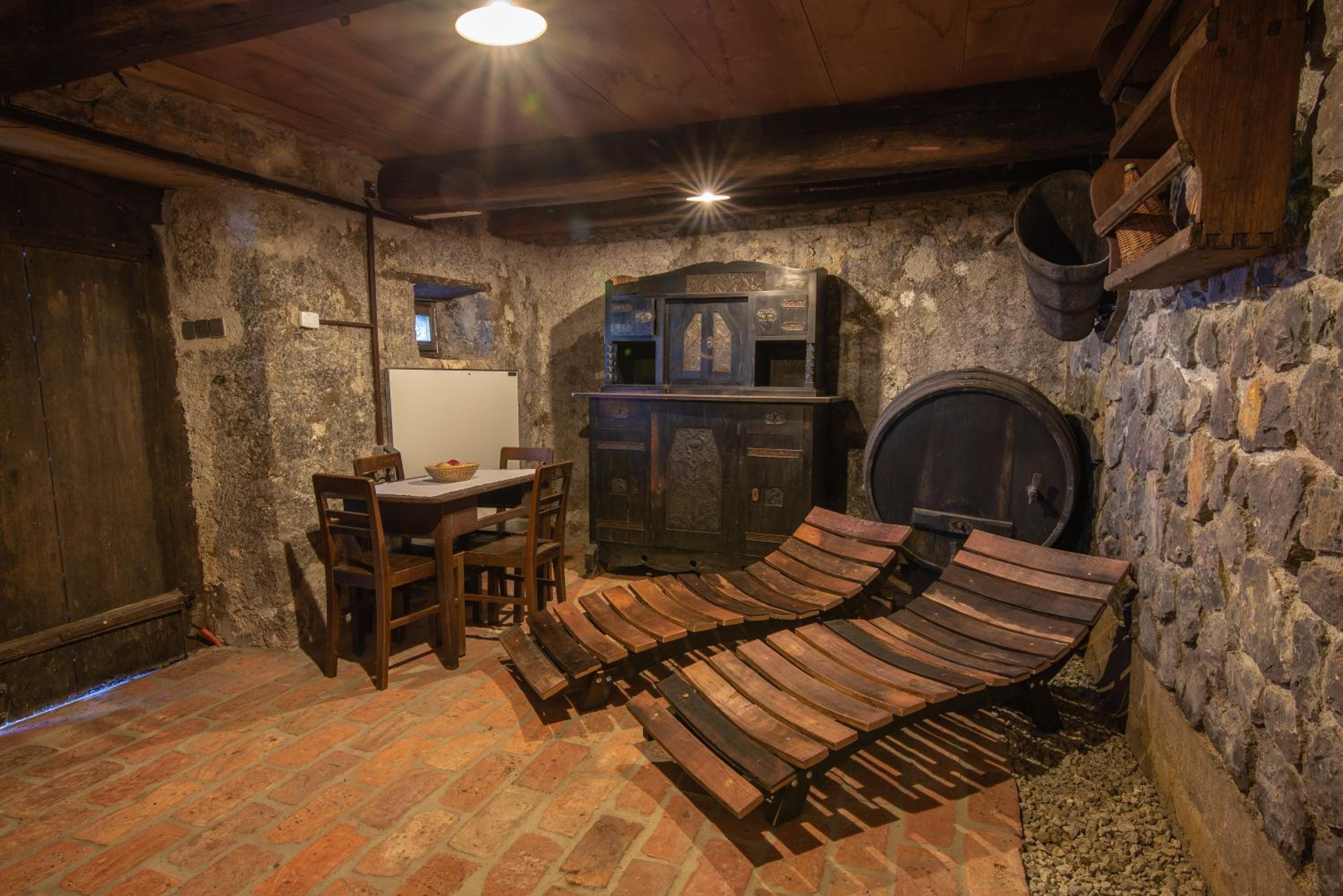Vineyard Cottage Skatlar