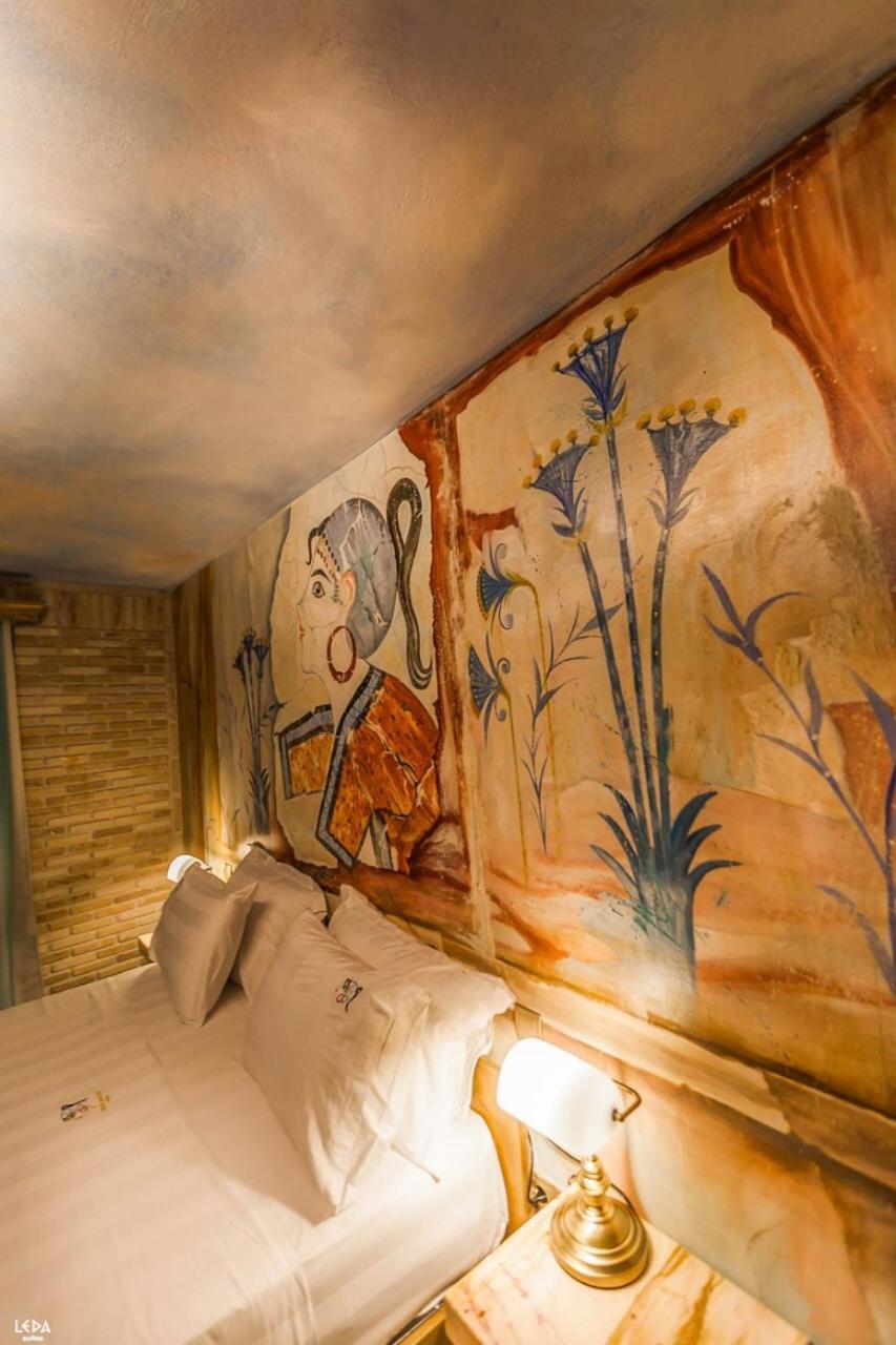Leda Suites