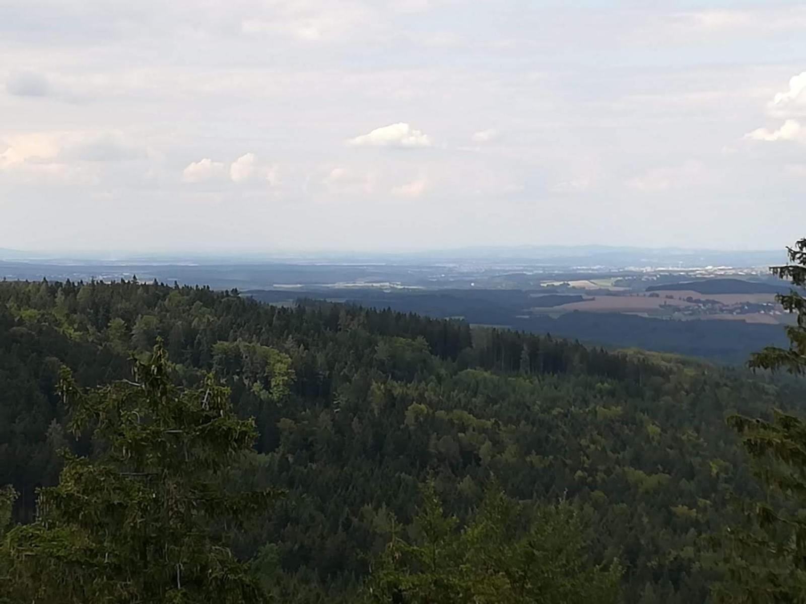 Novohradské hory - pronájem na samotě u lesa