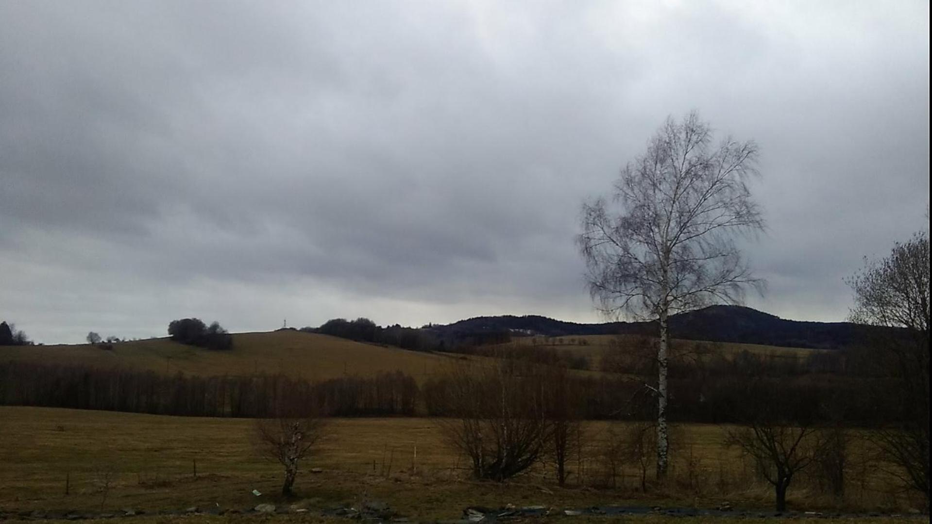 Novohradské hory - pronájem na samotě u lesa