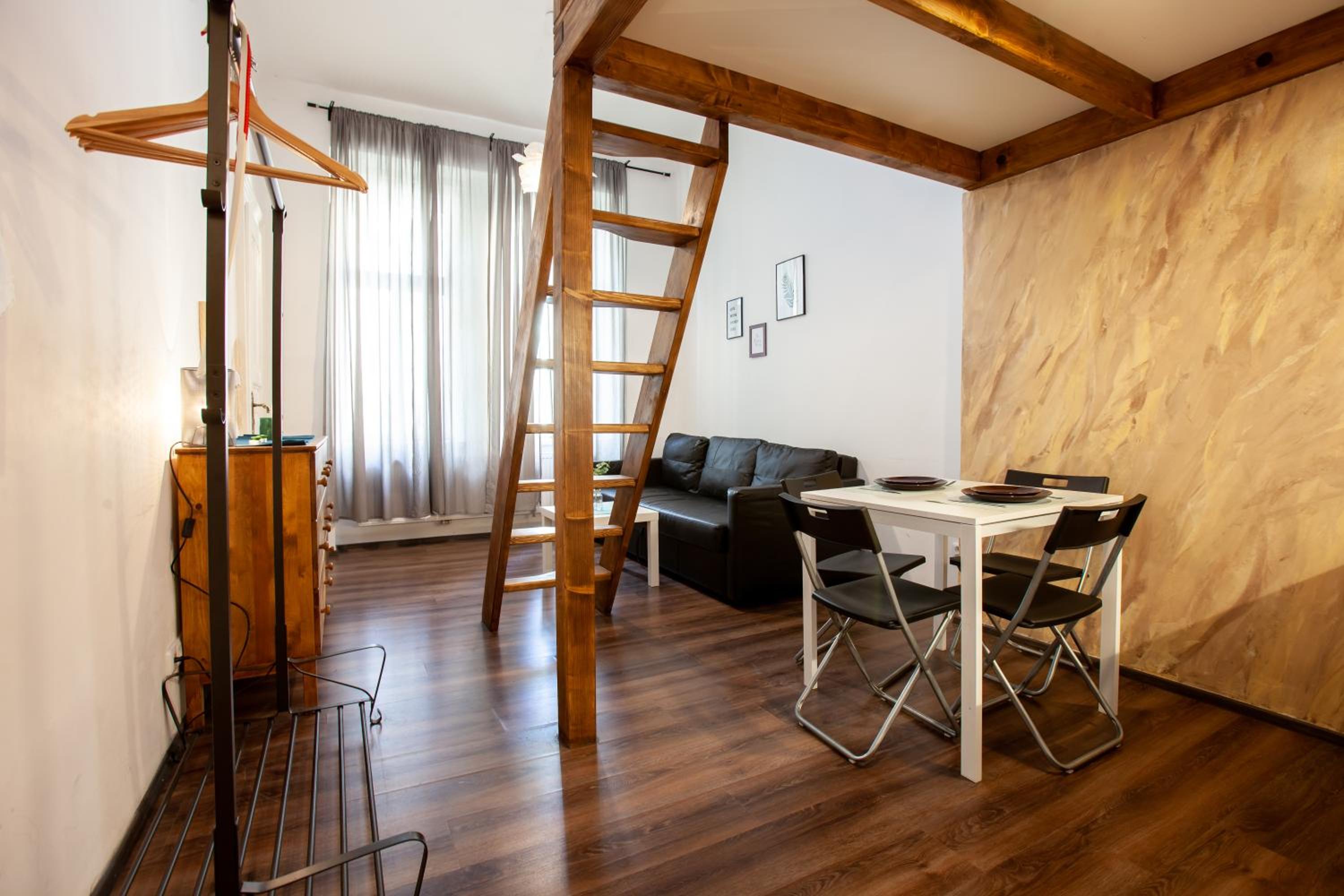 Wow Wow Apartment
