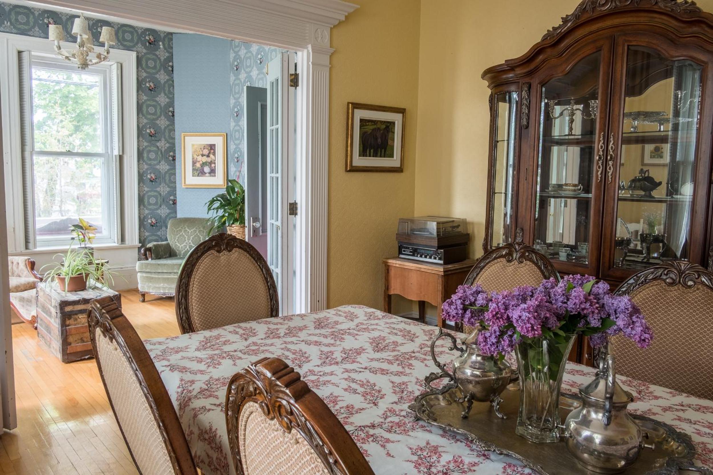 Levis Vacations - Auberge de la Visitation - Property Image 10