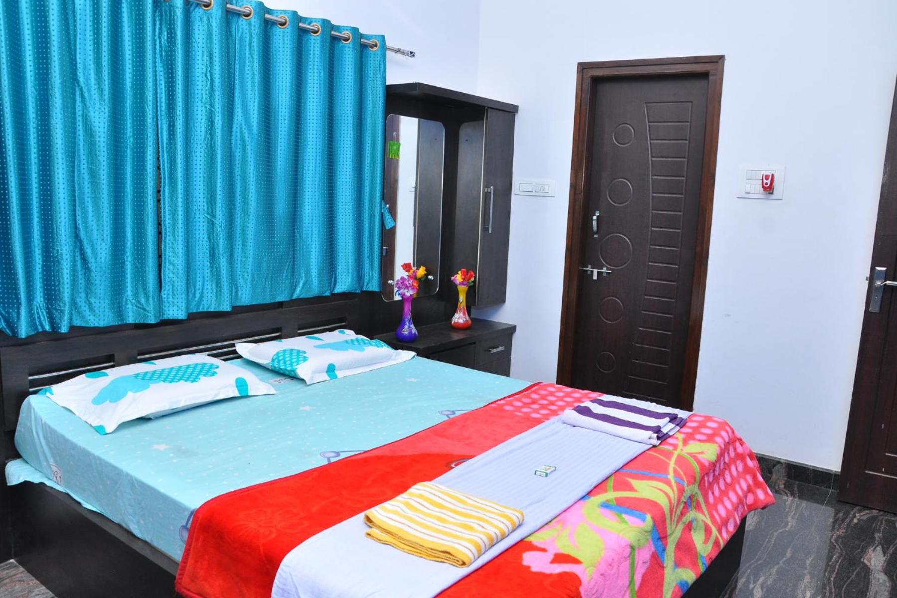 Dream Hampi Villa & Home Stay view 4