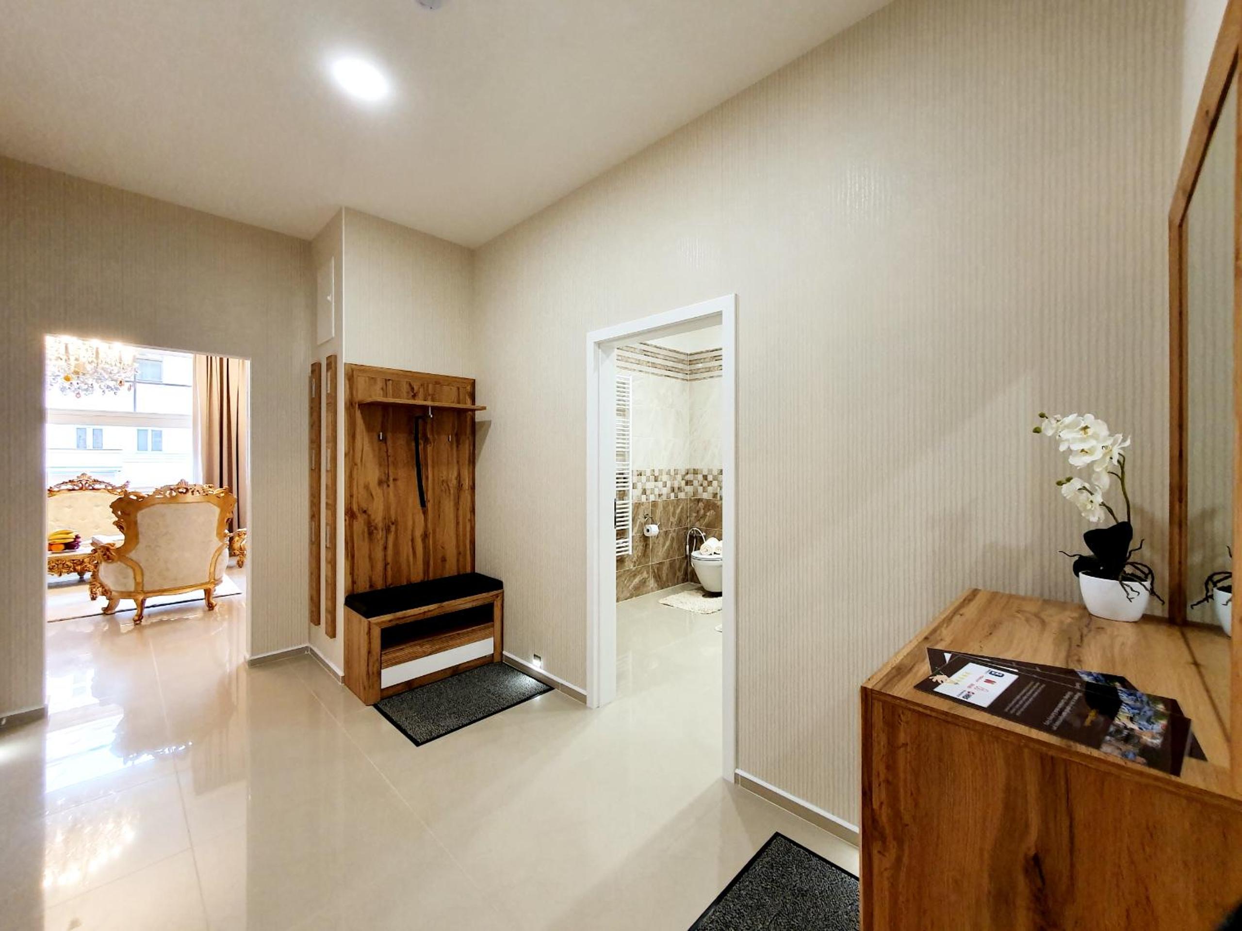 Madonna Apartments