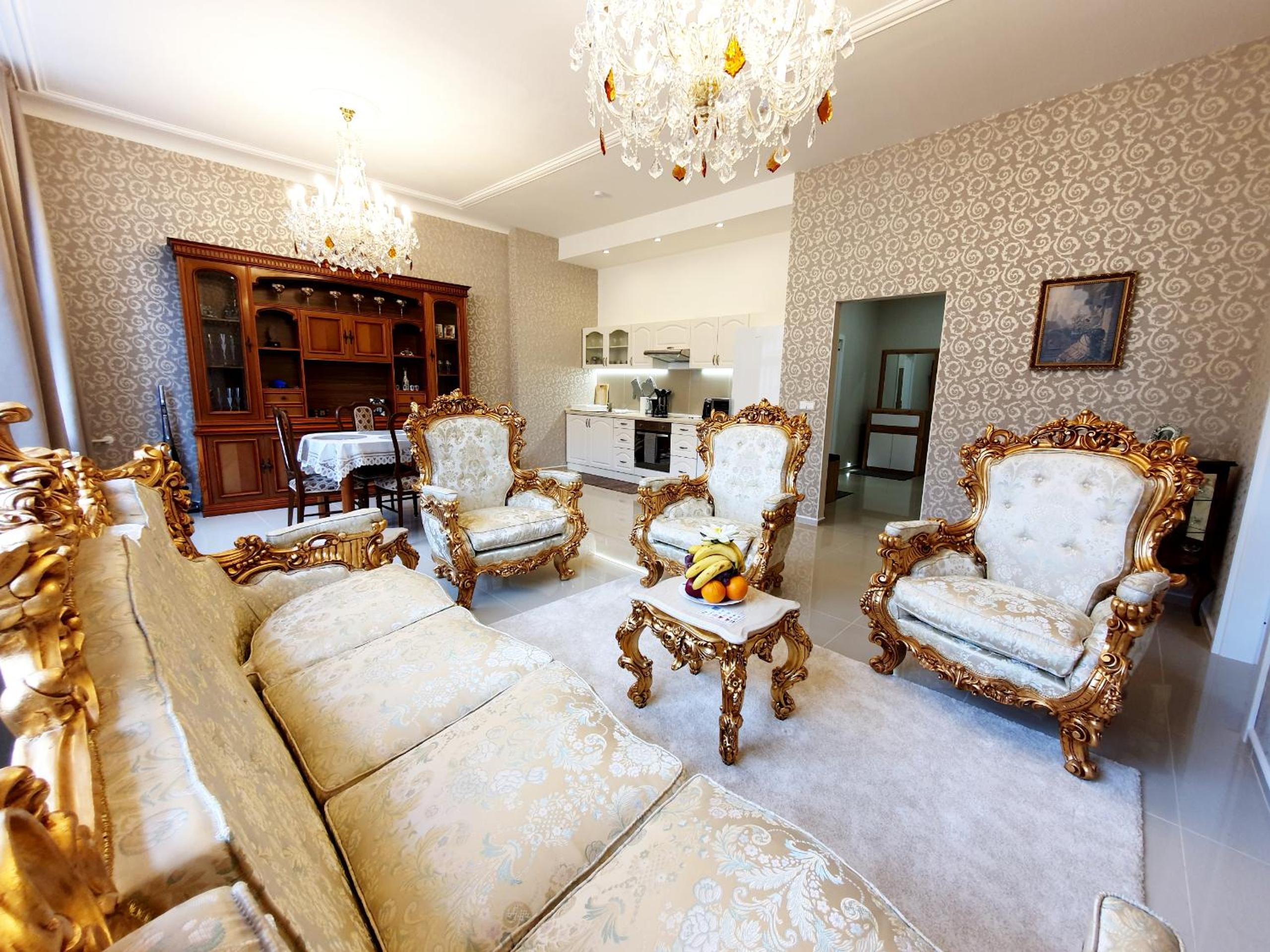 Madonna Apartments