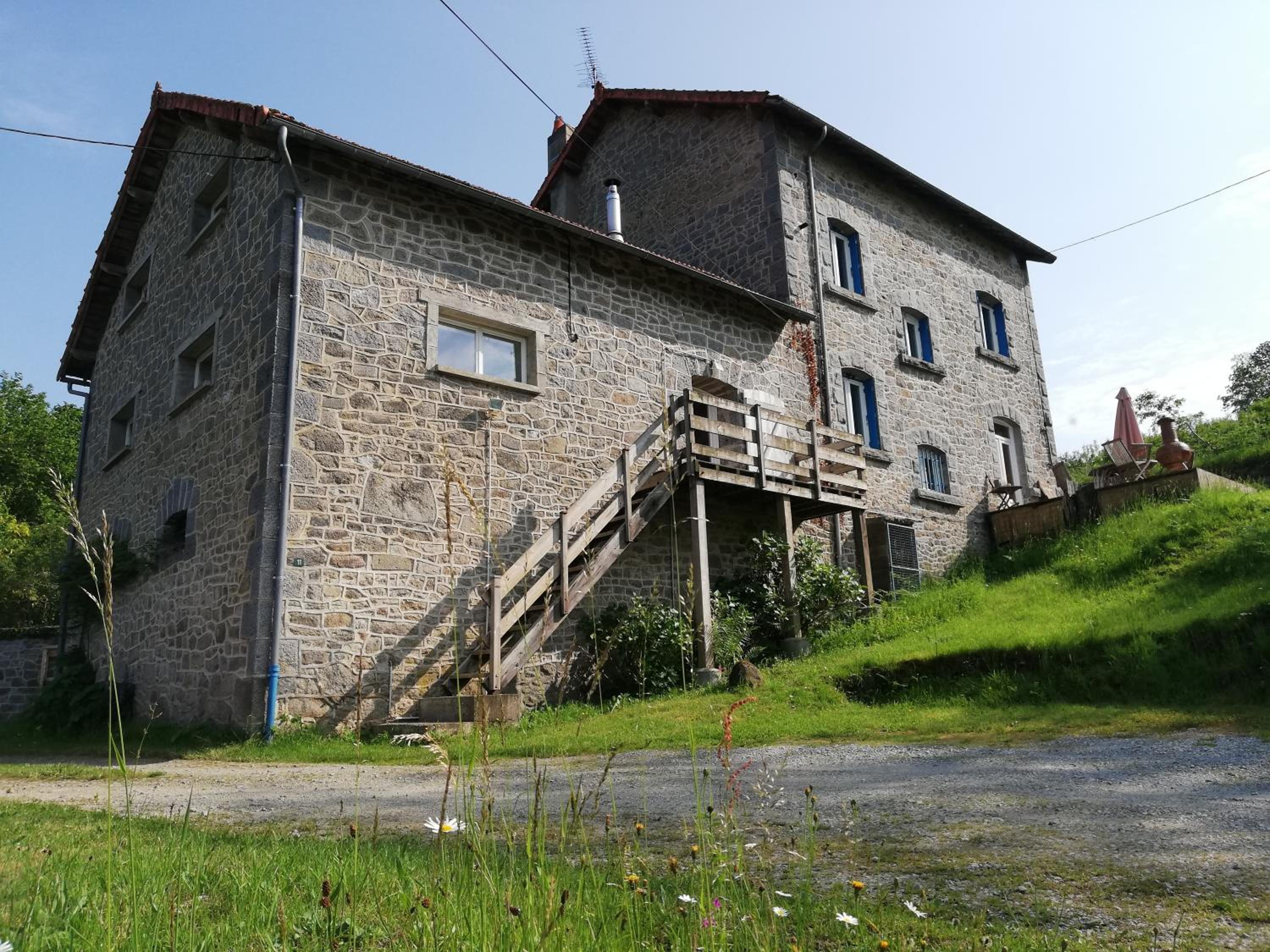 Photo 11