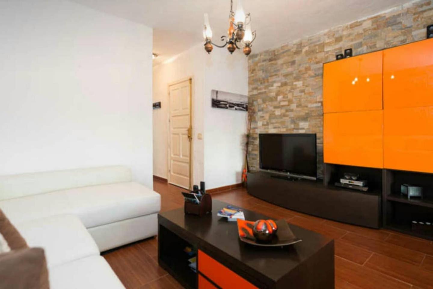 NORTH CLIFF APARTMENT *The Ocean Beneath your Feet* view 3