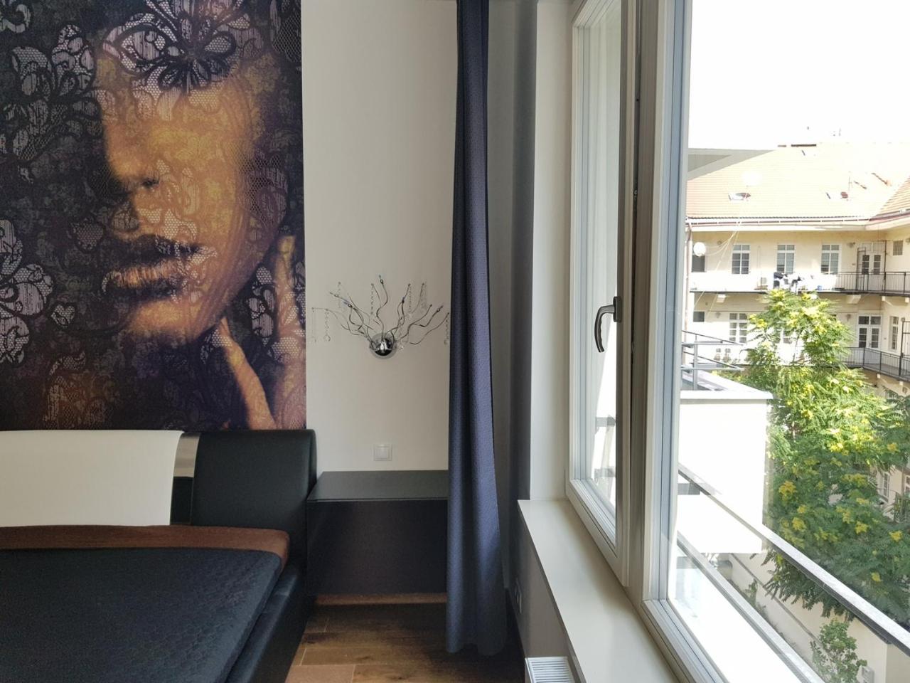 New residence apartments near Wenceslas Square