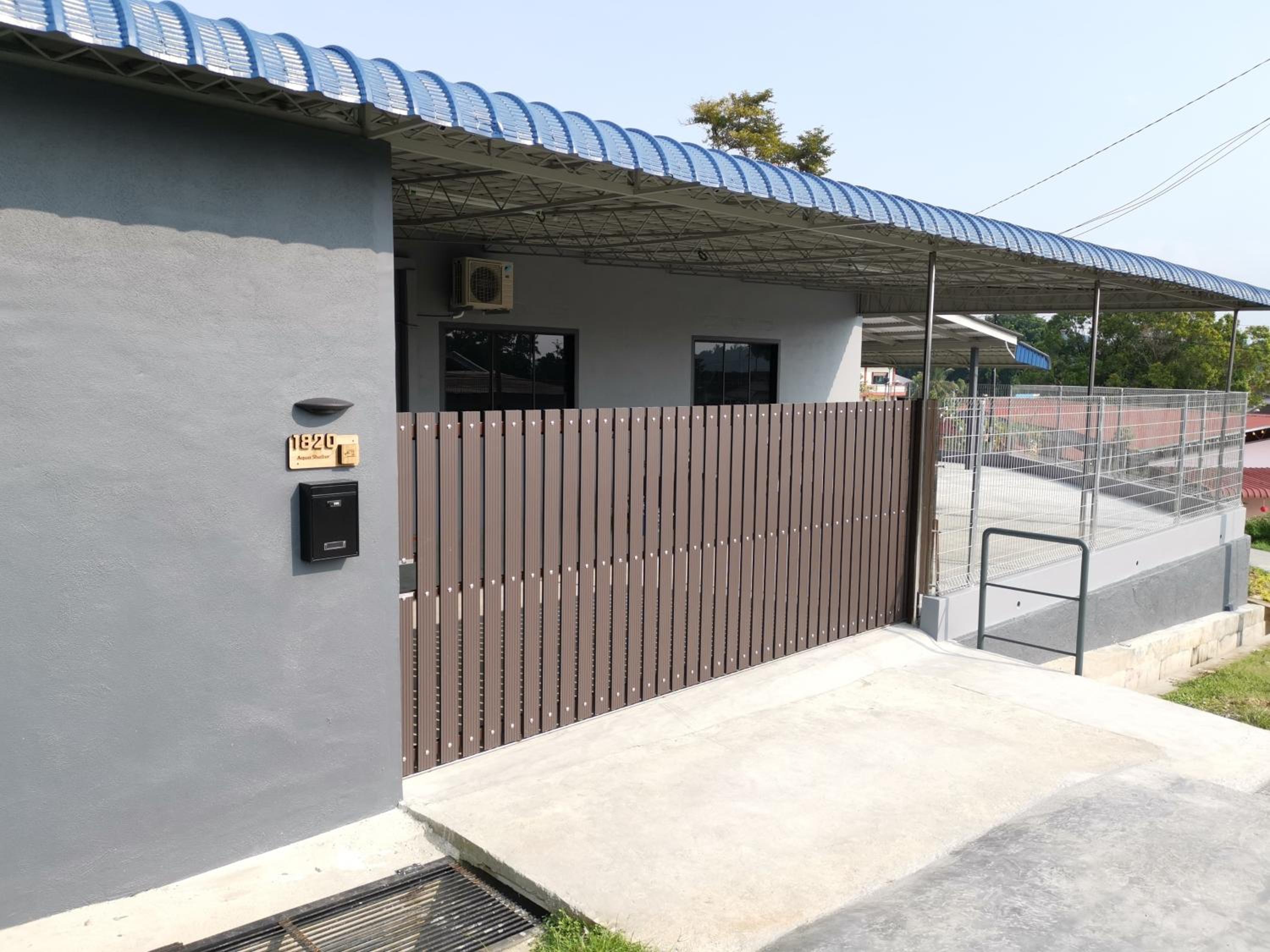 Aqua Shelter photo 1