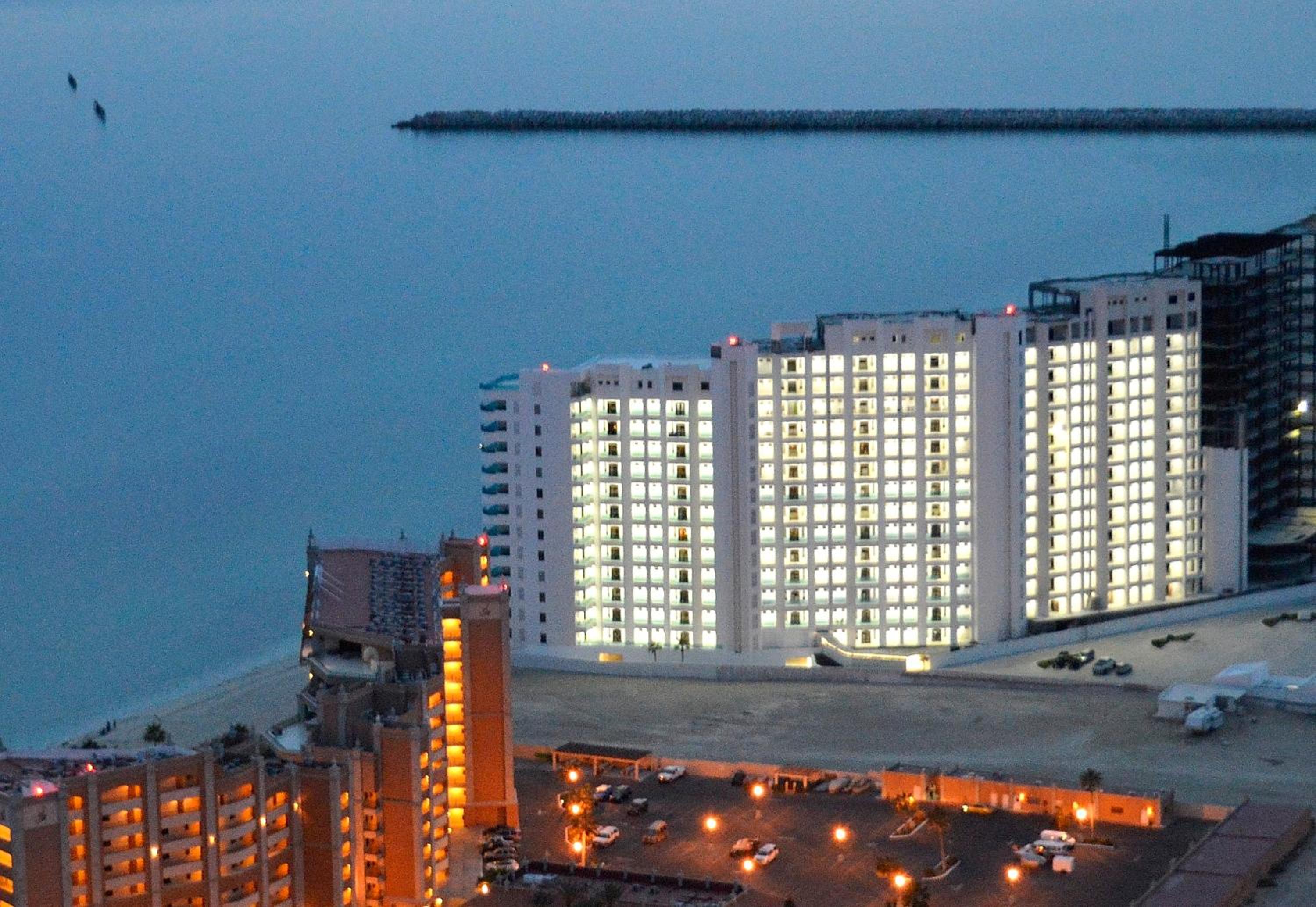 ESMERALDA LUXURY #603B view 3