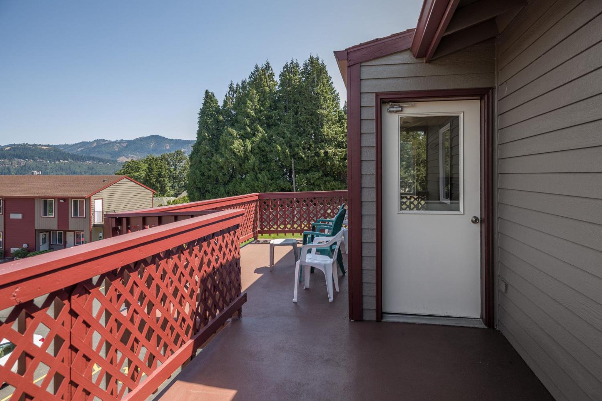 Riverview Lodge