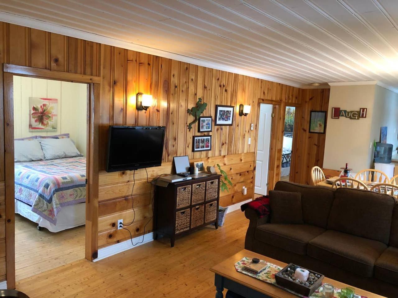 BEST View Wonderland-Cozy Cabin on Pond