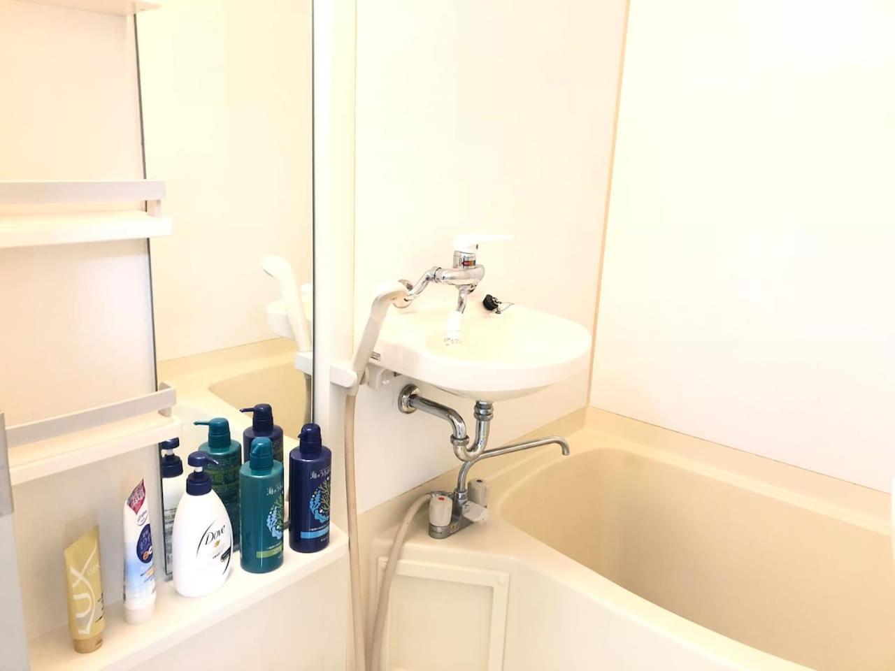 Julian home Shinagawa 5 mins Shibuya 7 mins