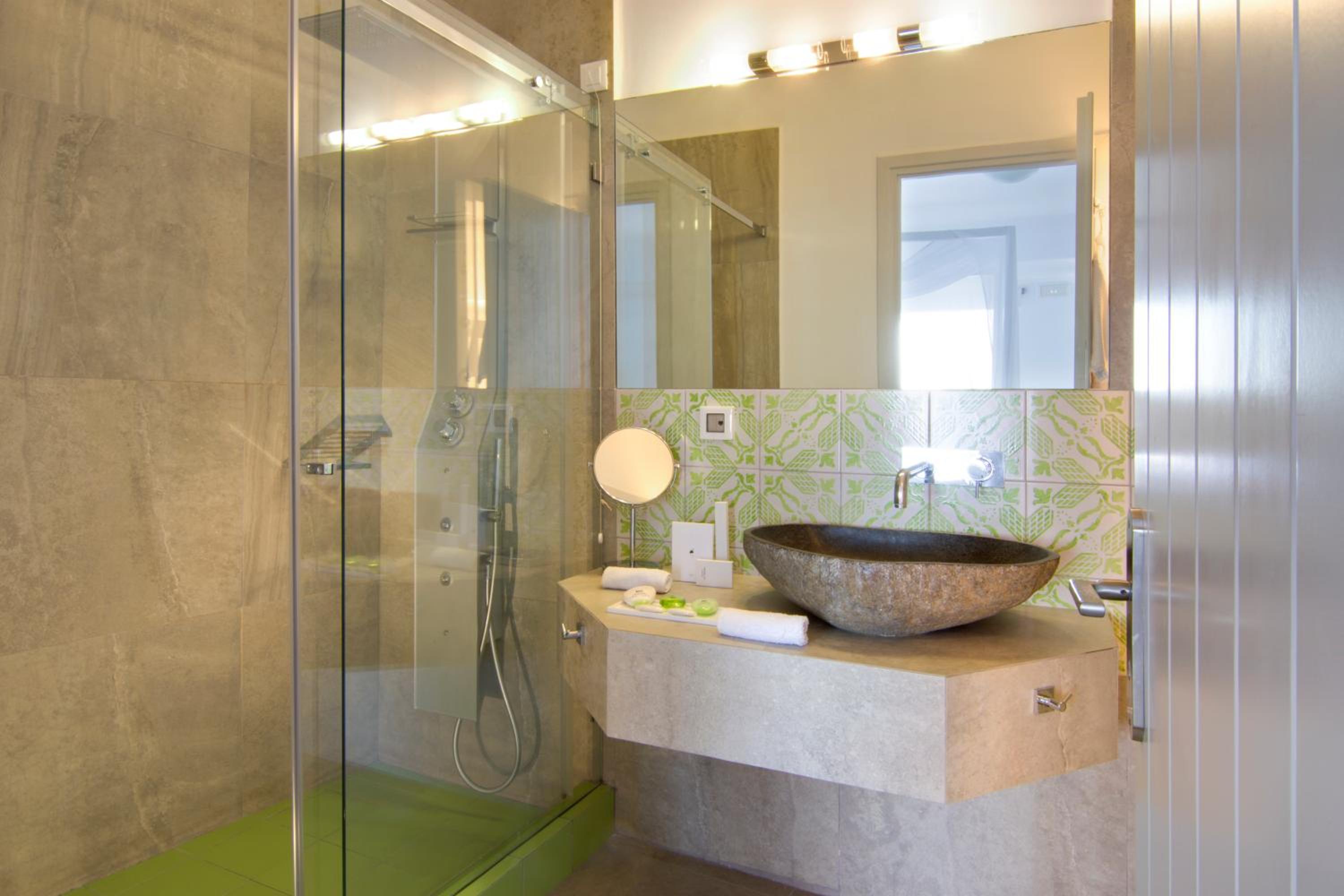 Santorini Secret Suites & Spa 10