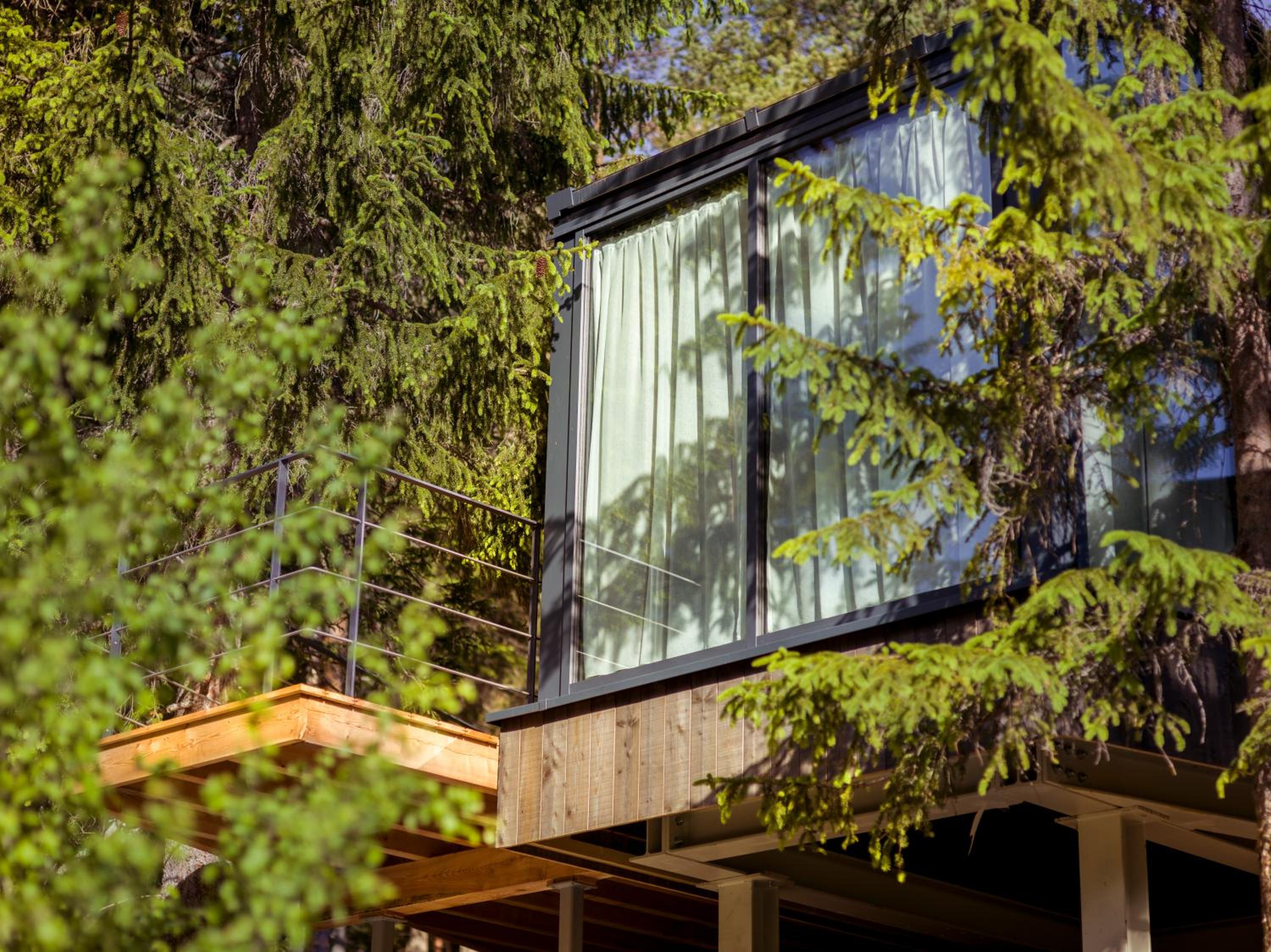 Skyview Chalets am Camping Toblacher See view 2