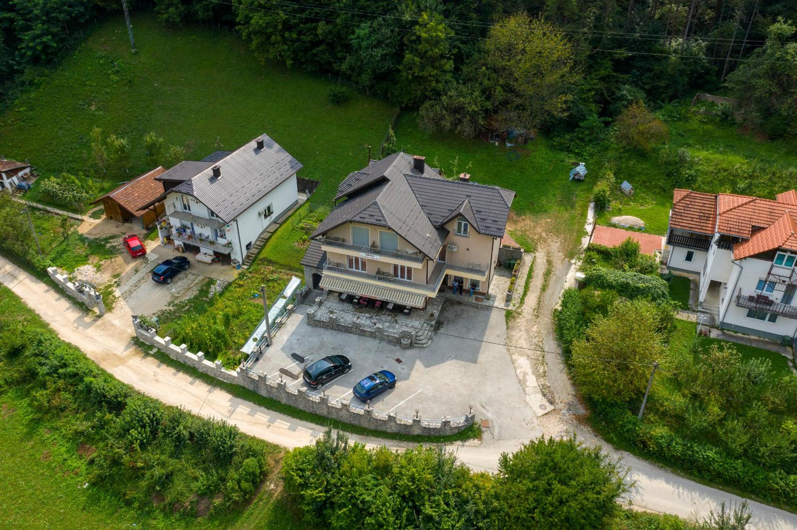 Apartments Crvena Jabuka
