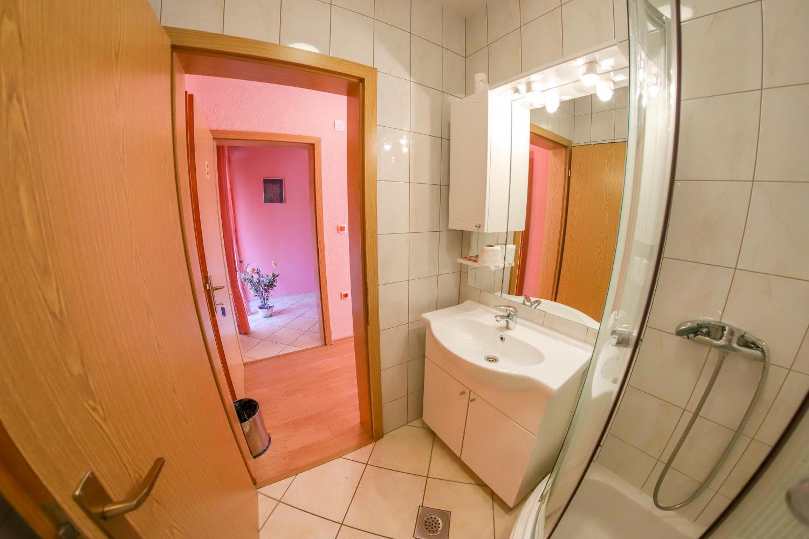 Apartments Crvena Jabuka