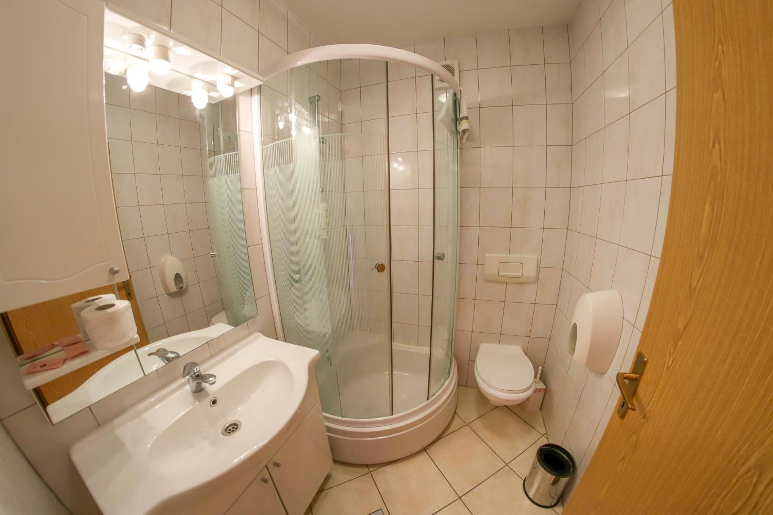 Apartments Crvena Jabuka