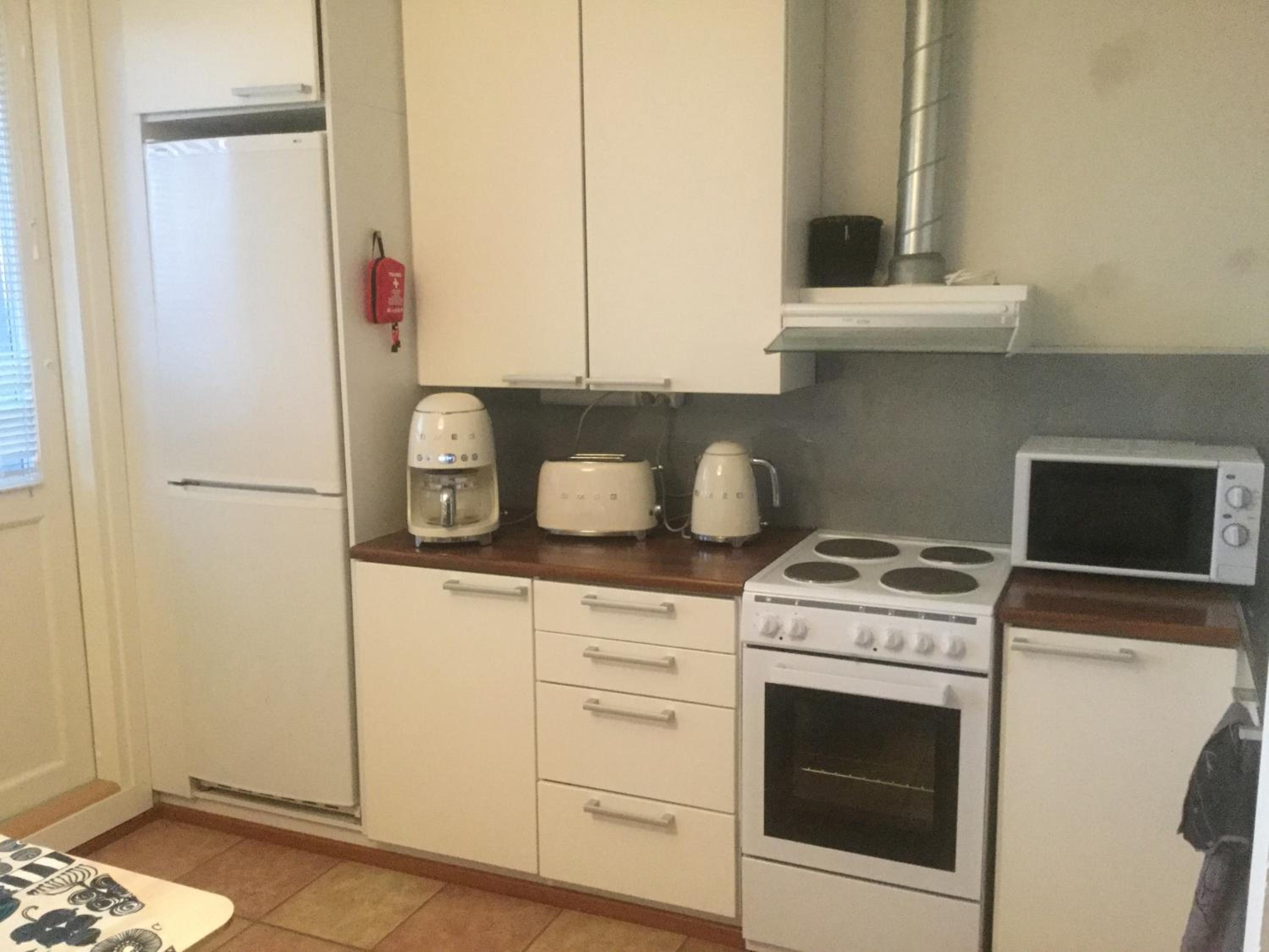Two bedroom apartment Best view to the sea Glassed Balcony FREE PRIVATE PARKING