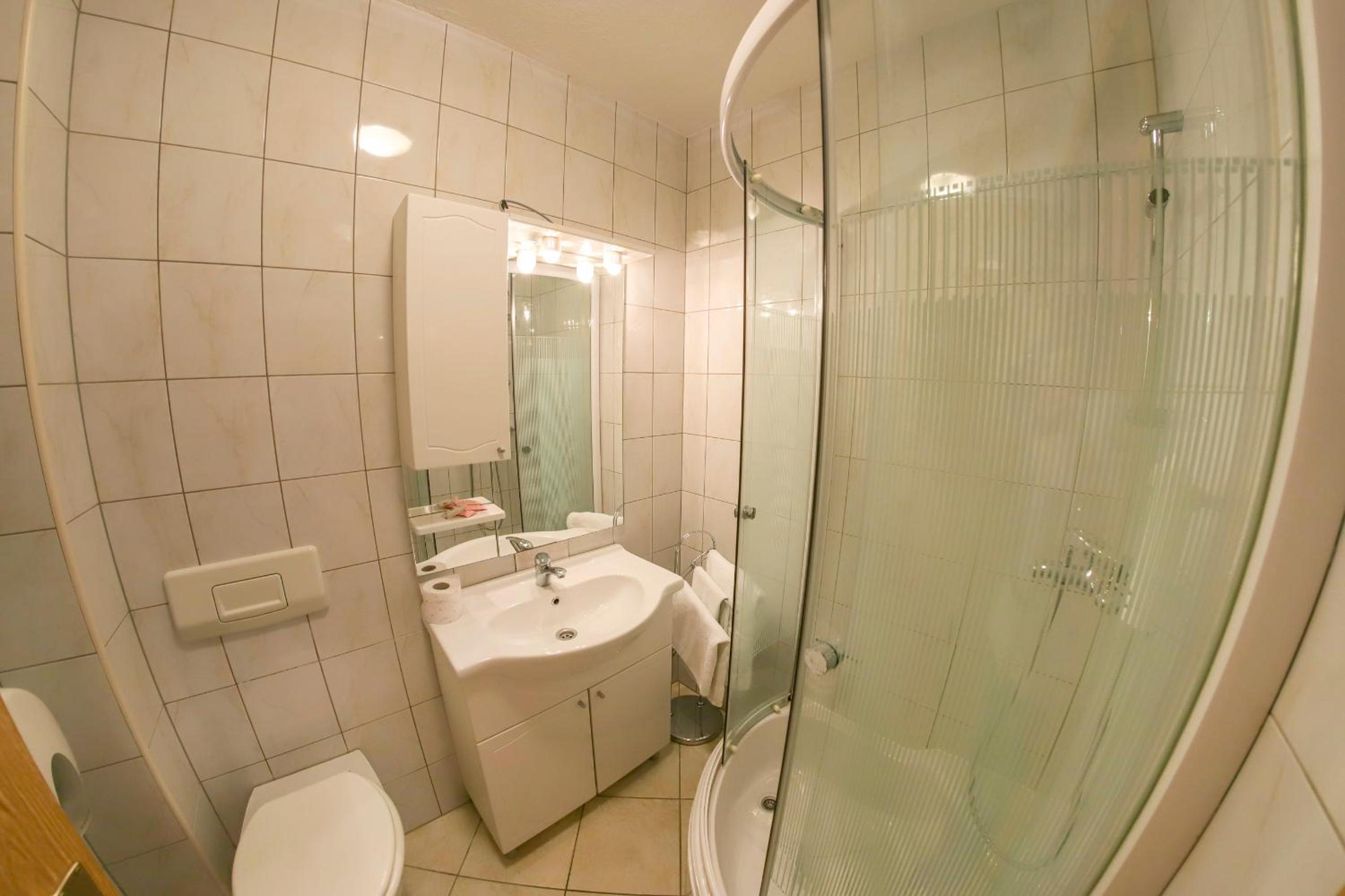 Apartments Crvena Jabuka