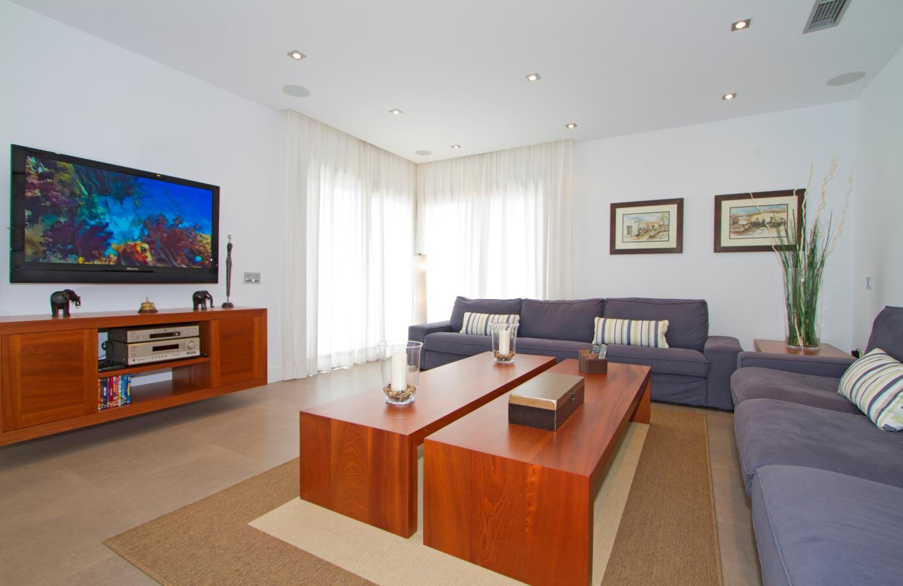 Villa Carlota view 4