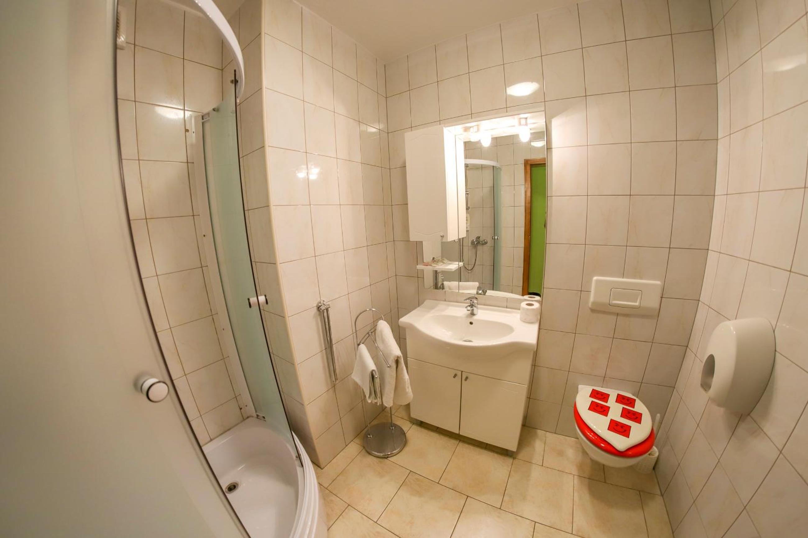 Apartments Crvena Jabuka