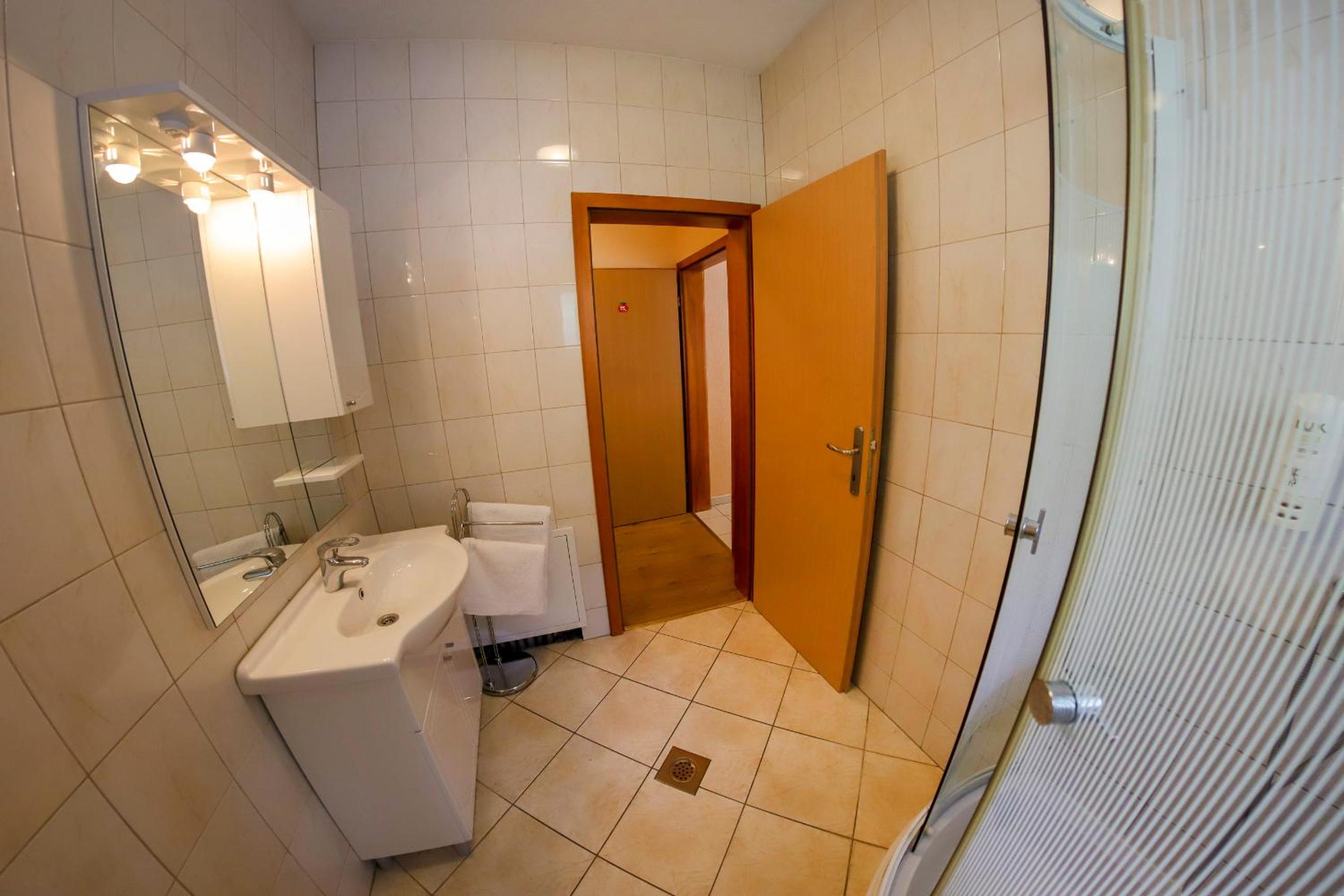 Apartments Crvena Jabuka