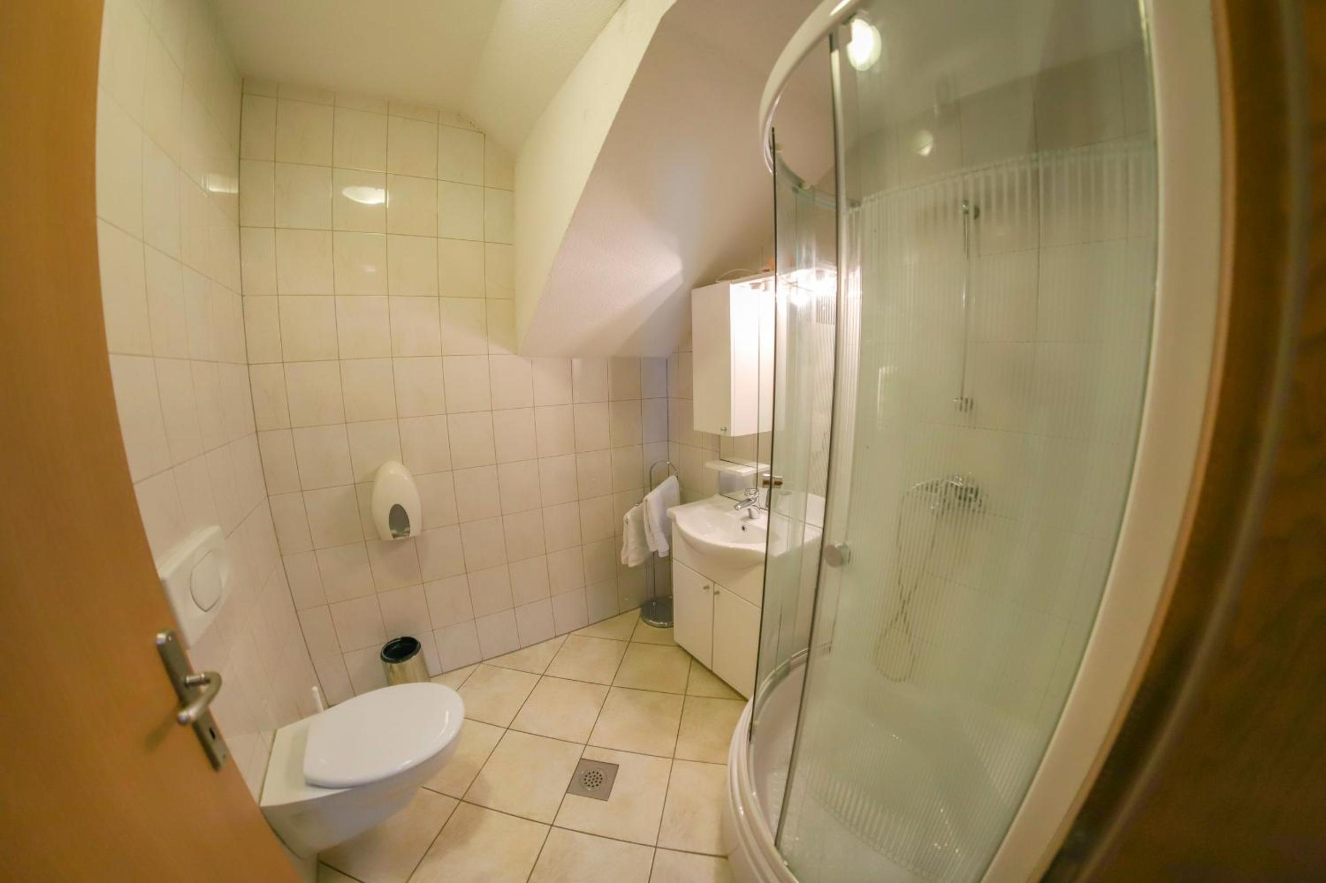 Apartments Crvena Jabuka