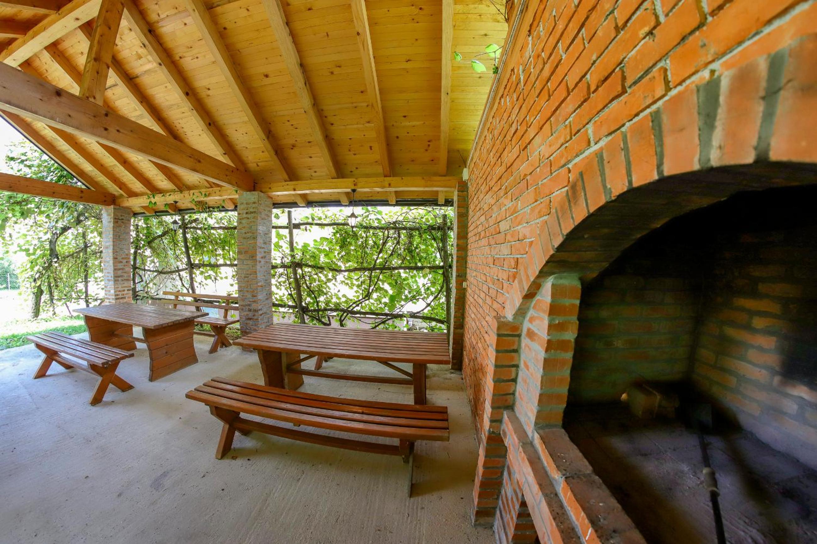 Apartments Crvena Jabuka