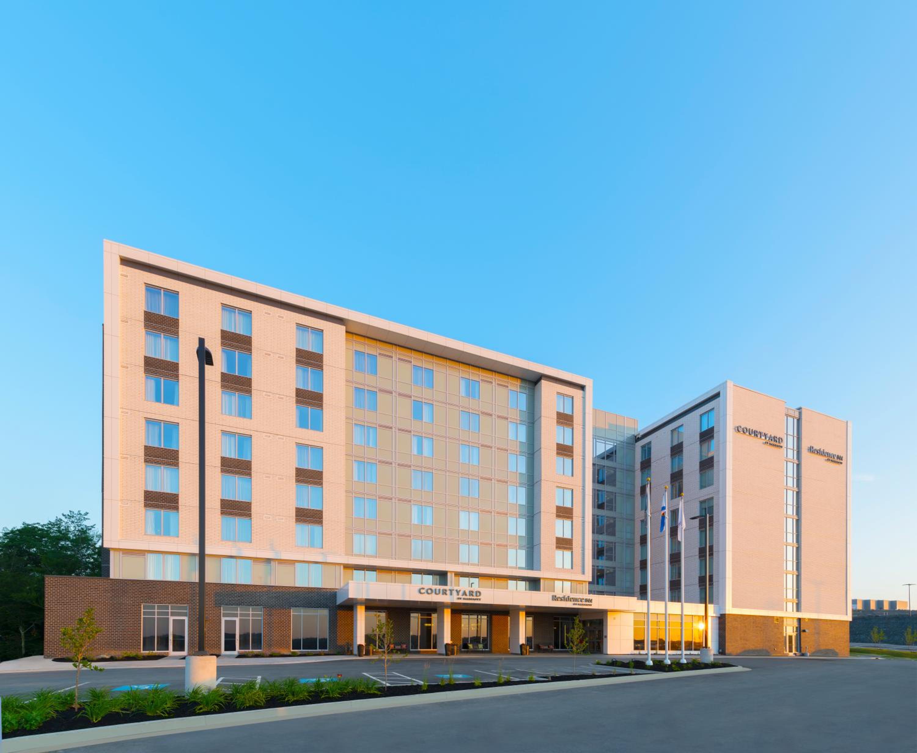 Hotel Residence Inn by Marriott Halifax Dartmouth - Image 1