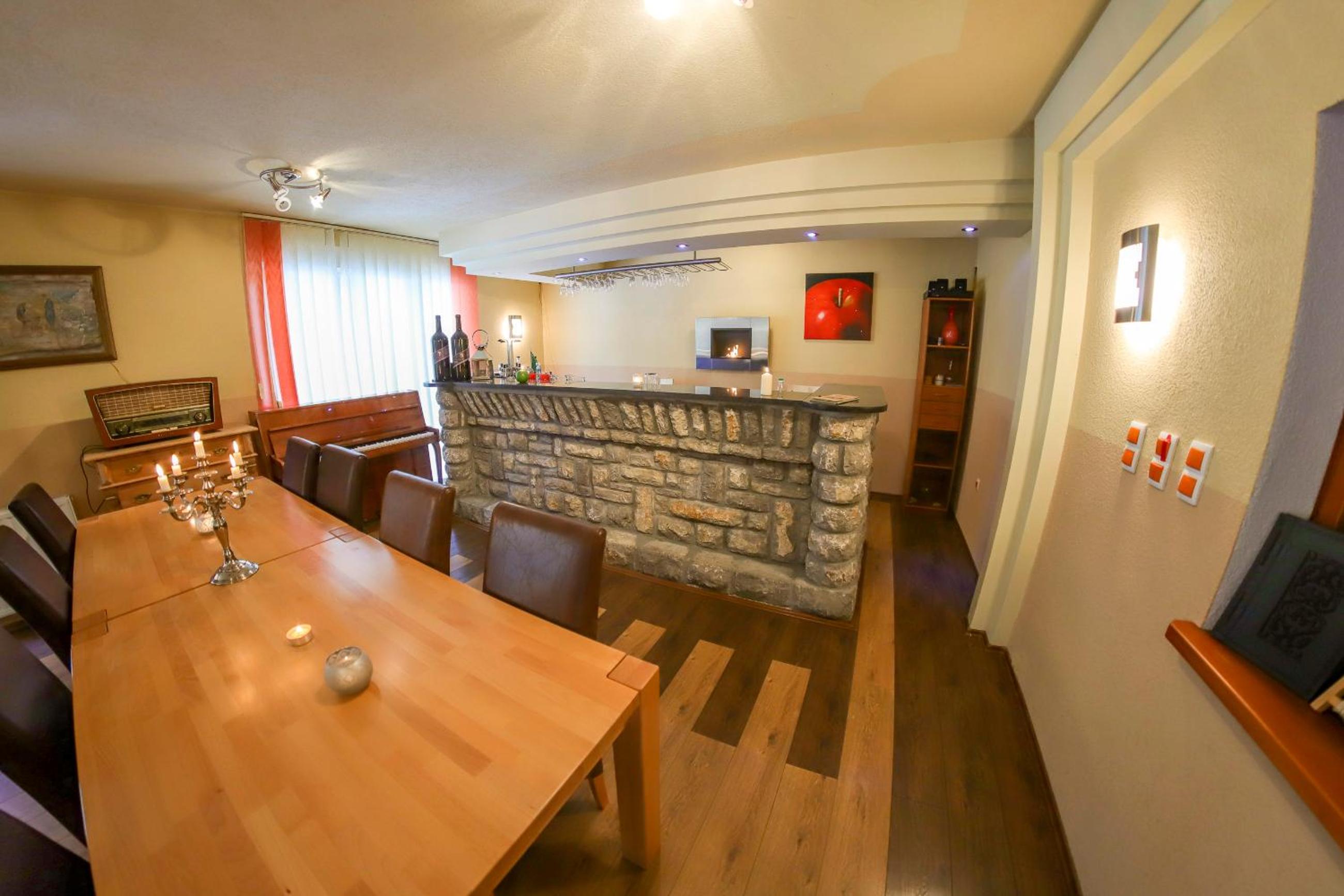 Apartments Crvena Jabuka