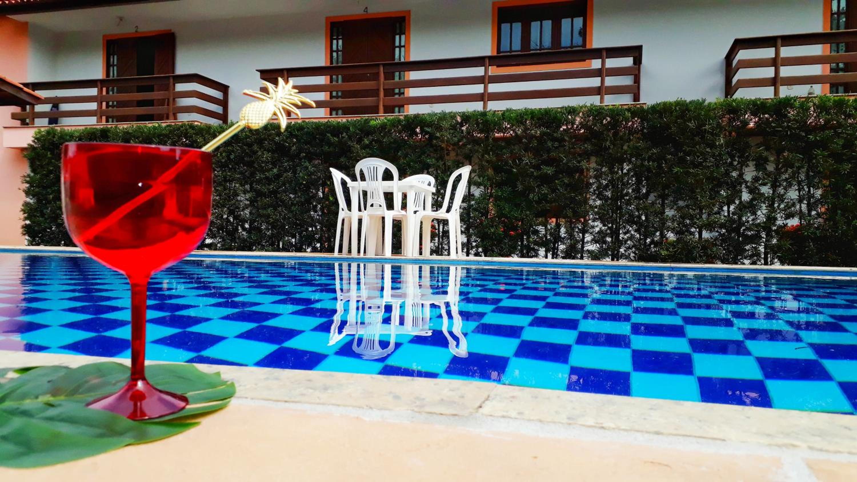 Mestre Lord Apart Hotel 200m Praia Taperapuã by La Vem Férias