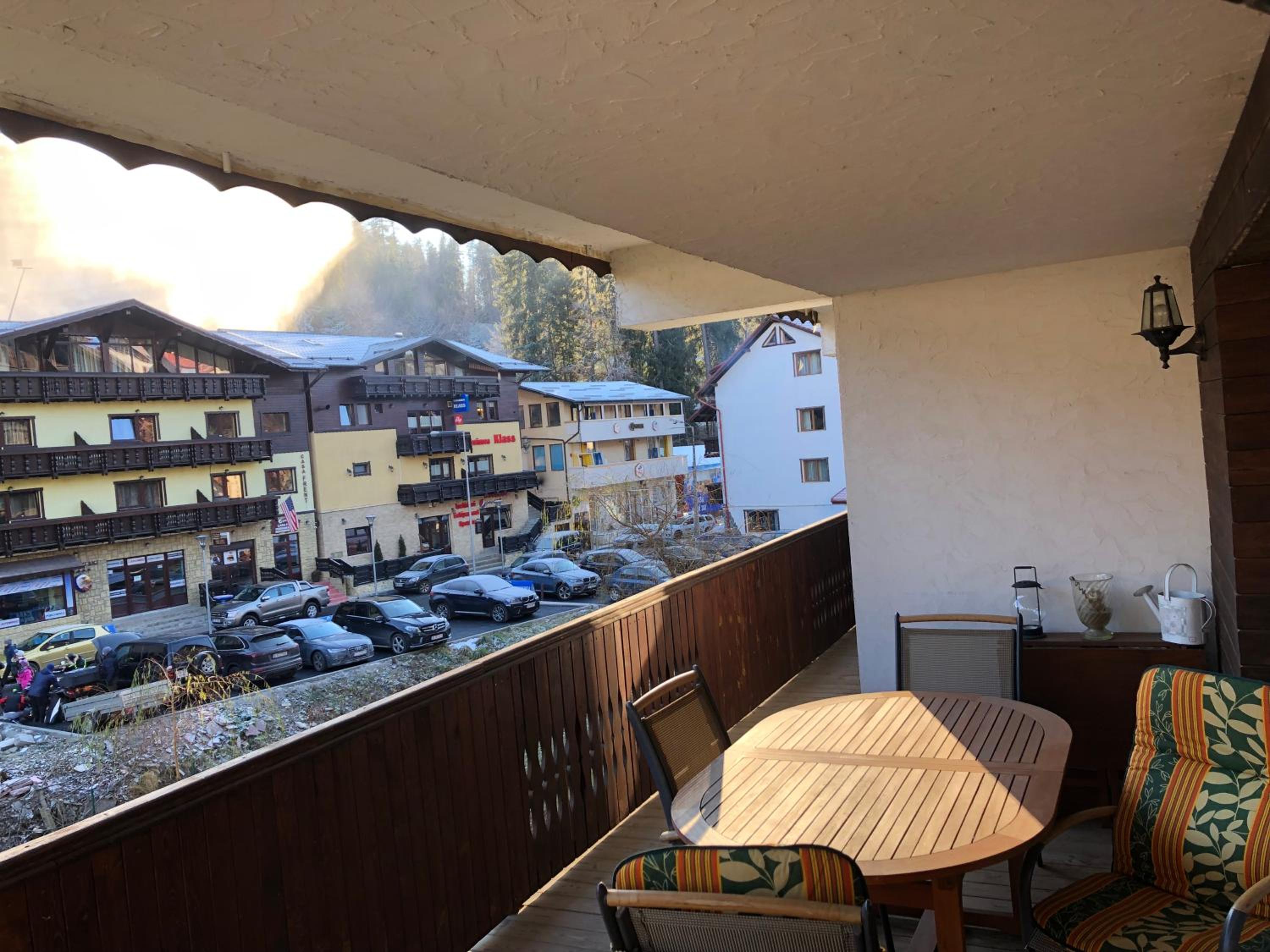 Ski Terrace Heaven Partia Clabucet view 3